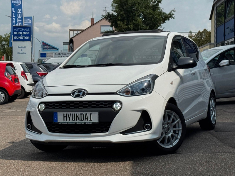 Hyundai i10 1,0 NAVI/F.DACH/SHZ/CLIMA/PDC/LHZ/GARANTIE
