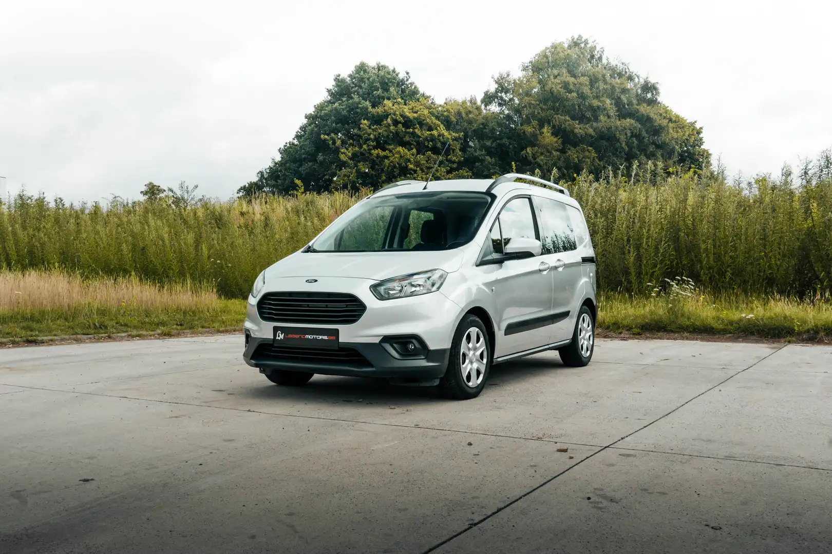 Ford Tourneo Courier 1.0 EcoBoost Zilver - 2