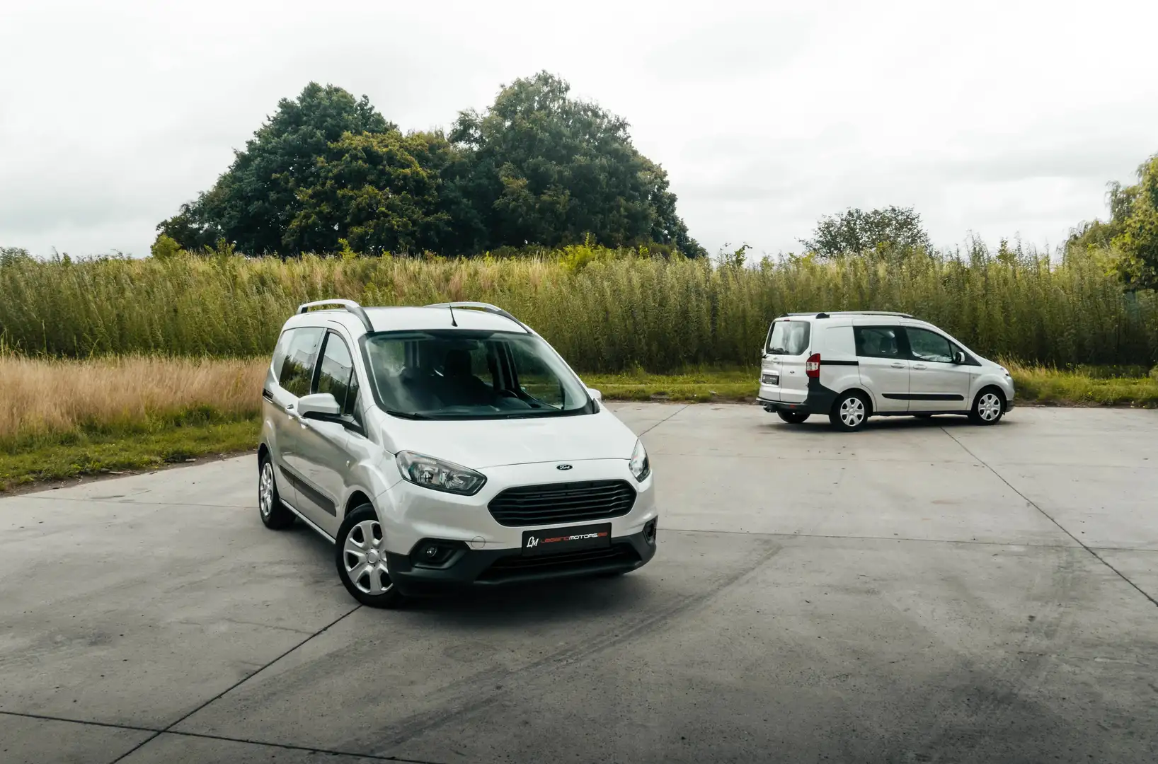 Ford Tourneo Courier 1.0 EcoBoost Argento - 1