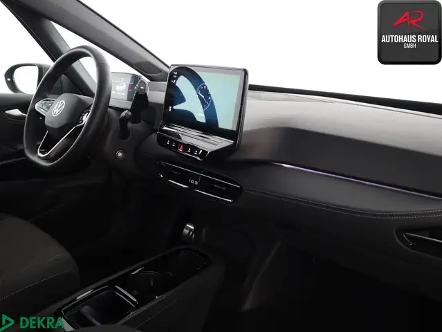 Volkswagen Id.3 view 10