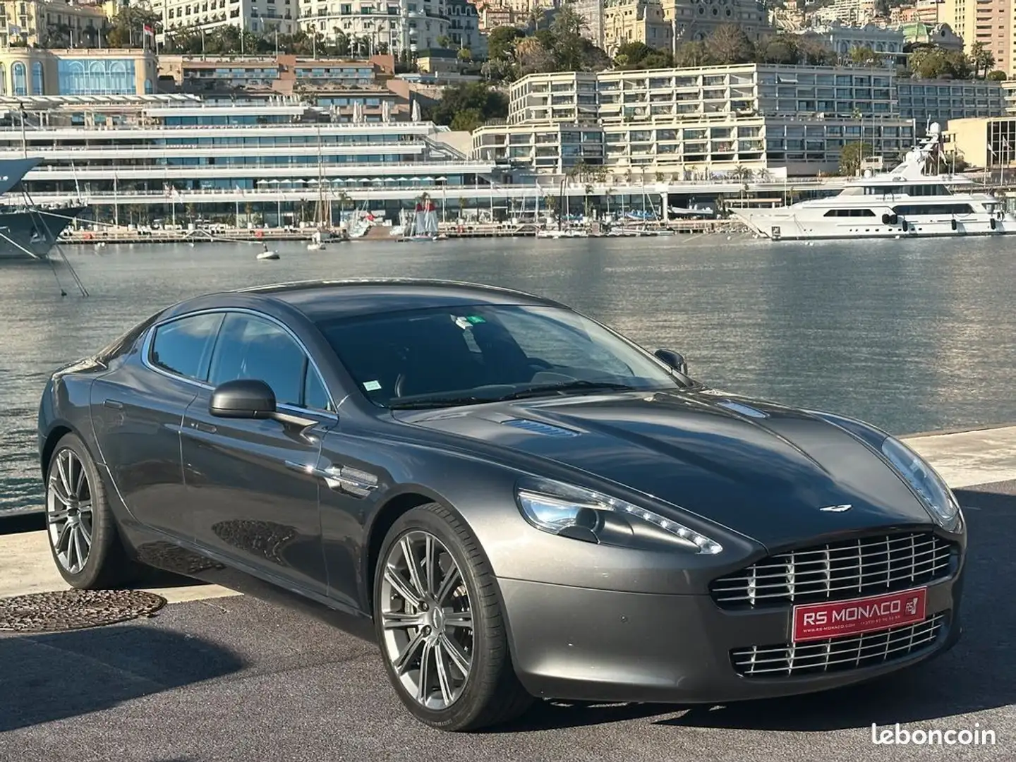 Aston Martin Rapide Gris - 1