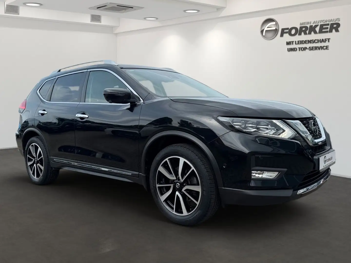 Nissan X-Trail Tekna 4x4 Pano Bose AHK WKR 1. Hand Zwart - 2