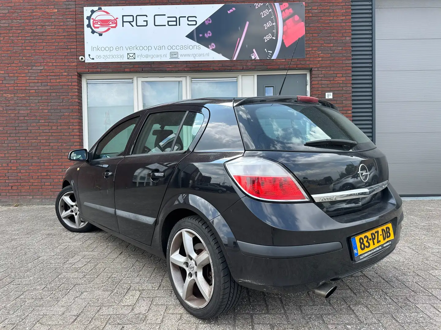 Opel Astra 1.6 Sport / Airco / 5DRS / LM / Cruise Noir - 2