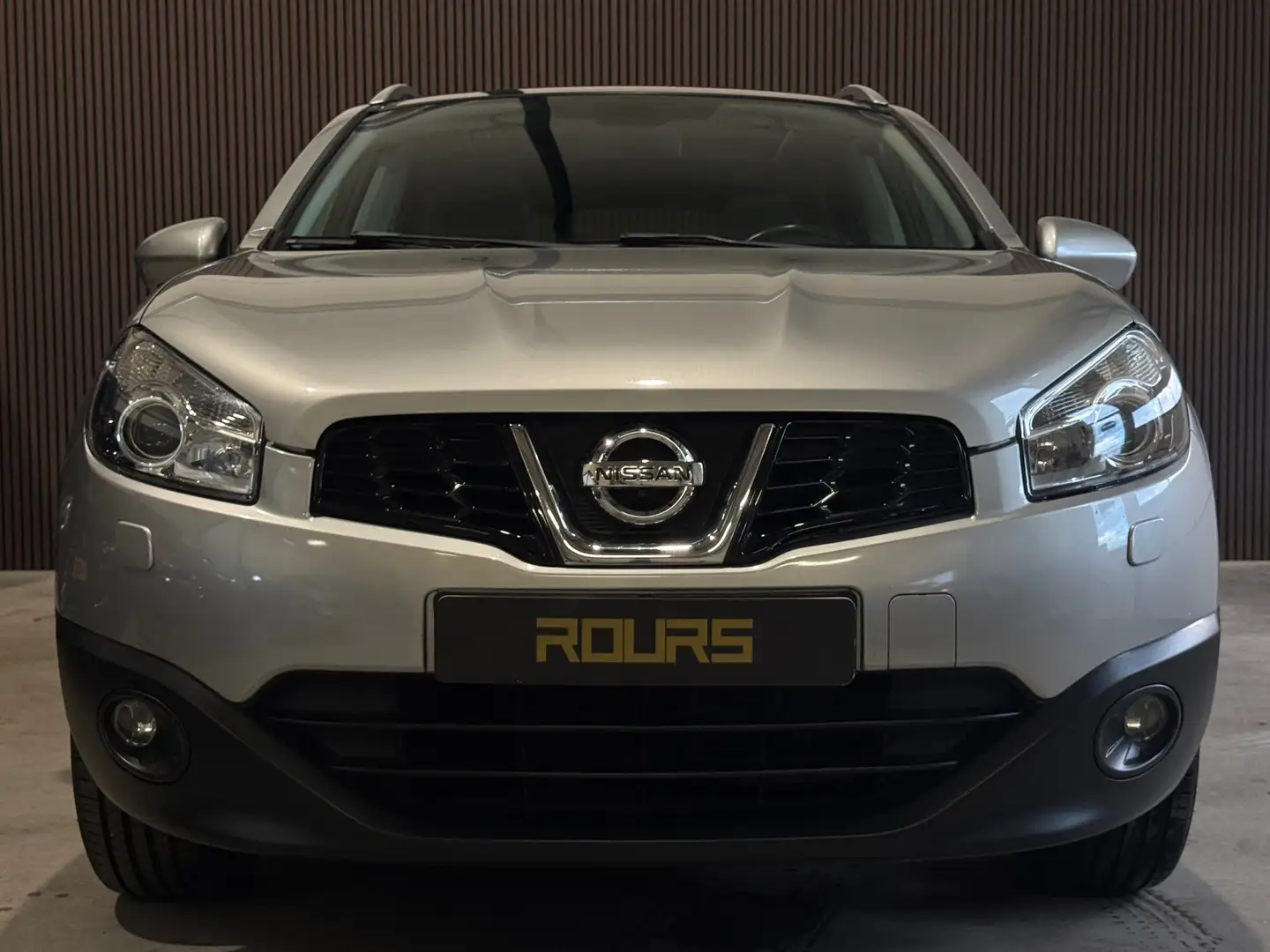 Nissan Qashqai 1.6 Connect Edition|Automaat|Trekhaak|Bose|Camera Grijs - 2