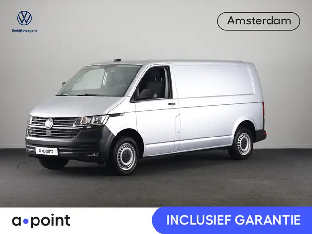 Volkswagen T6.1 Transporter 2.0 TDI L2H1 32 110 pk | Navigatie via App | Trekh