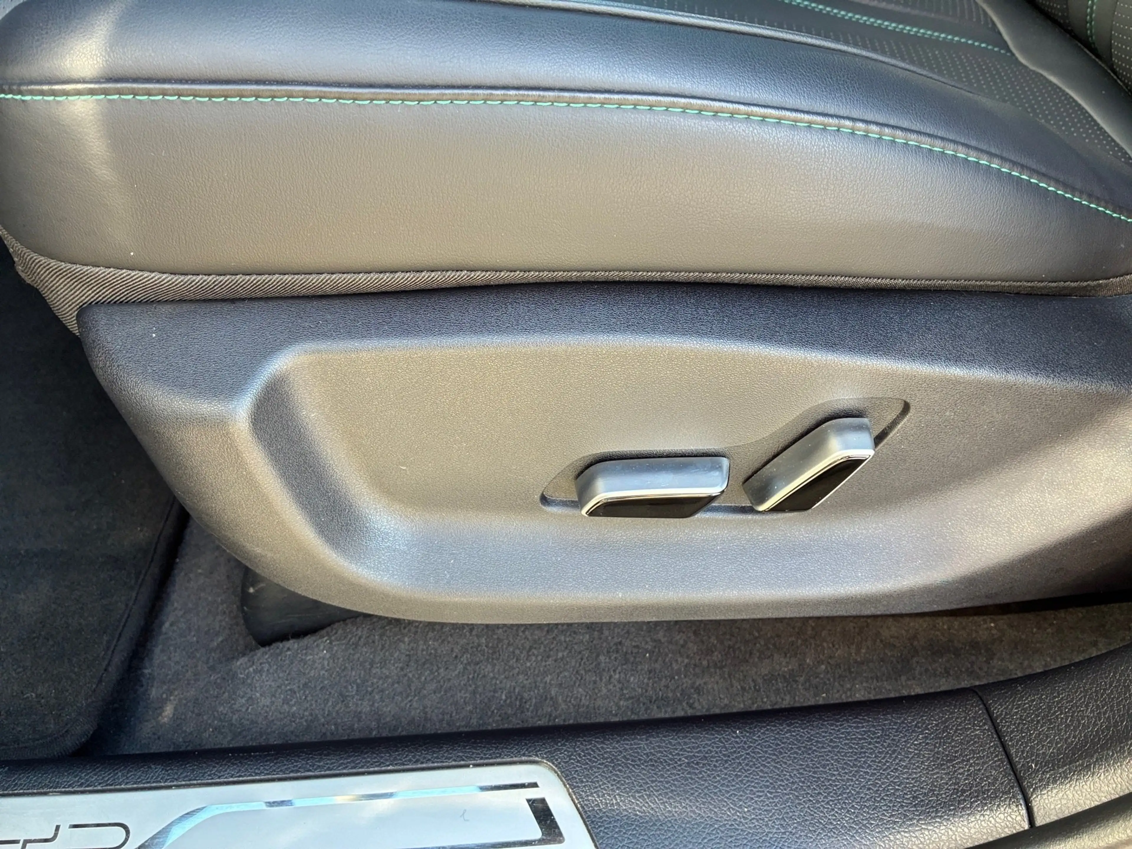 BYD Seal U 1.5 DM-i PHEV W Design LED+SHZ+2xKlima+LM — photo 8