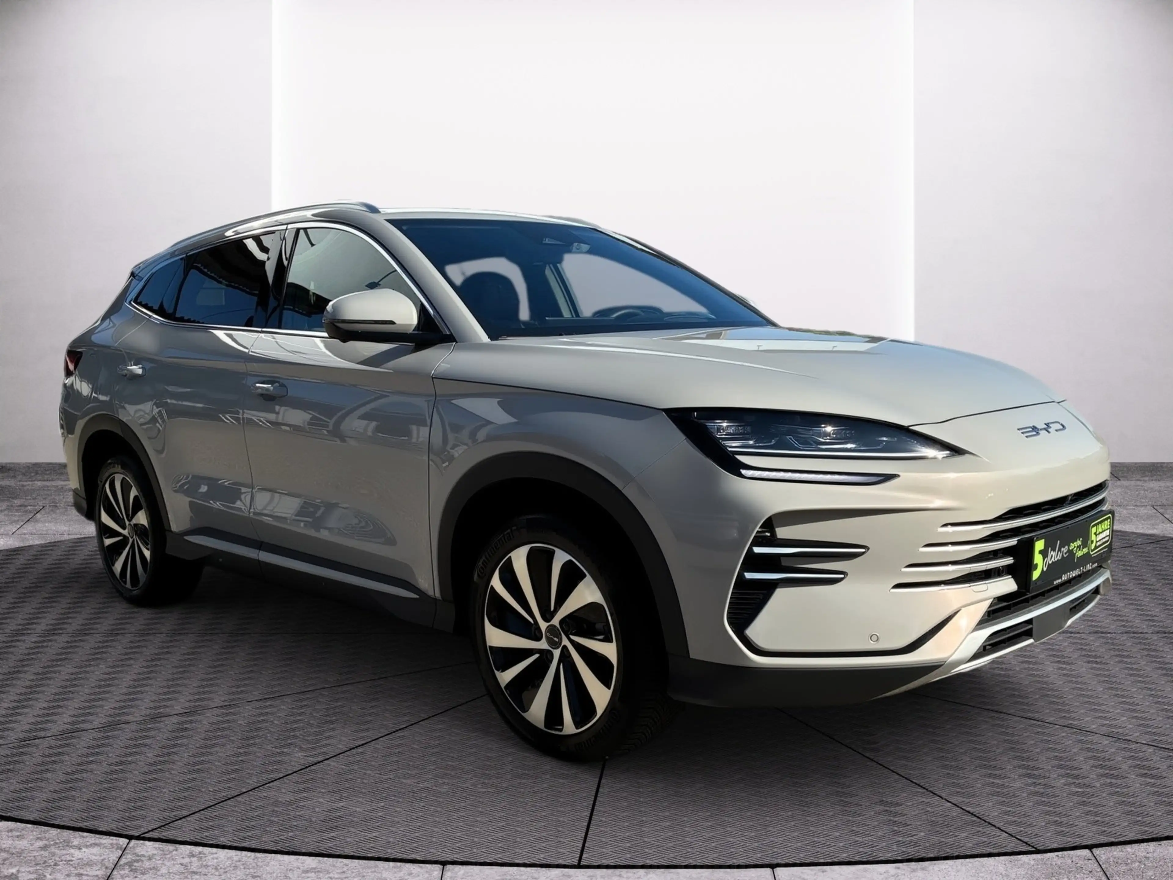 BYD Seal U 1.5 DM-i PHEV W Design LED+SHZ+2xKlima+LM — photo 17