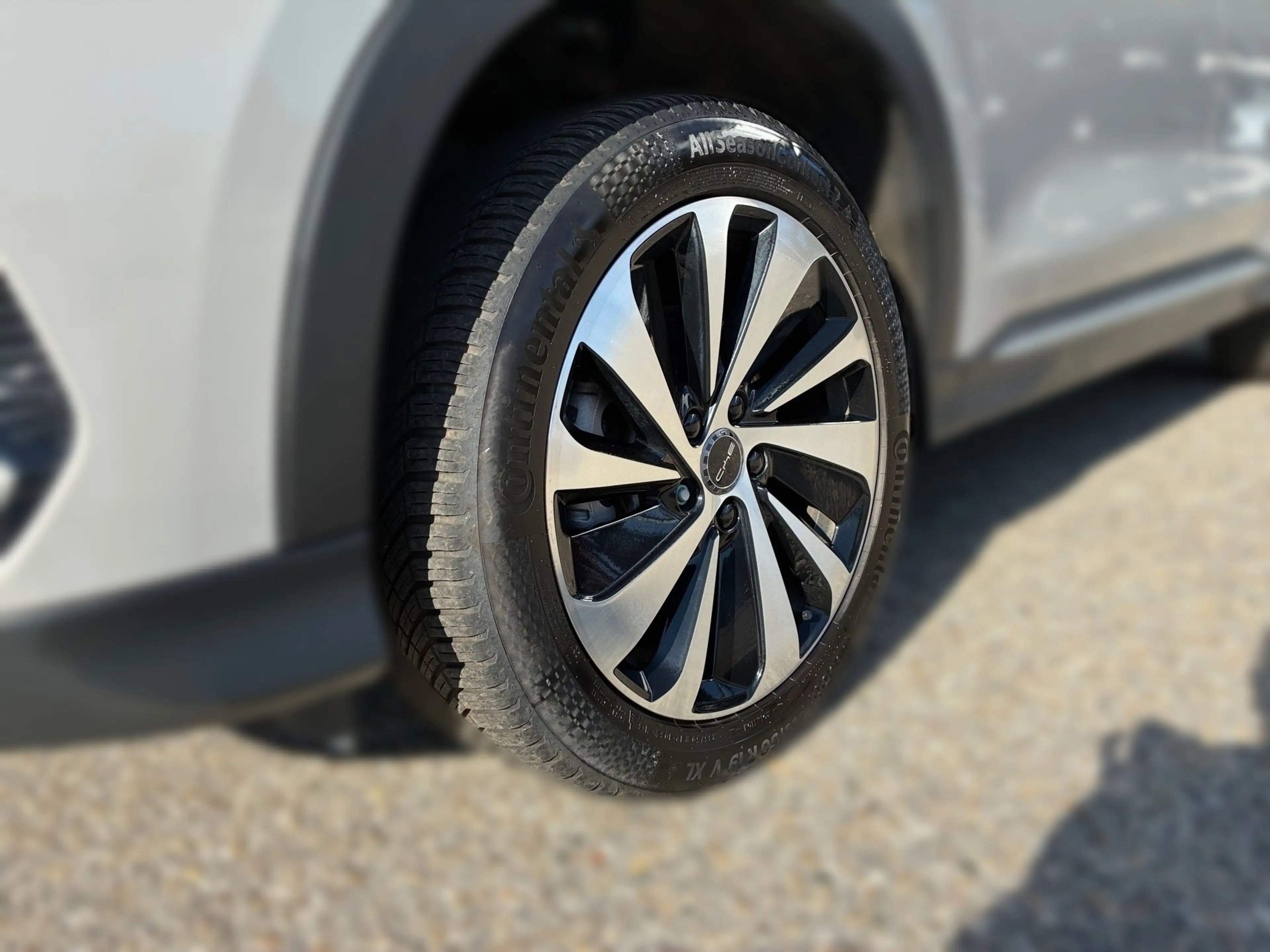 BYD Seal U 1.5 DM-i PHEV W Design LED+SHZ+2xKlima+LM — photo 5