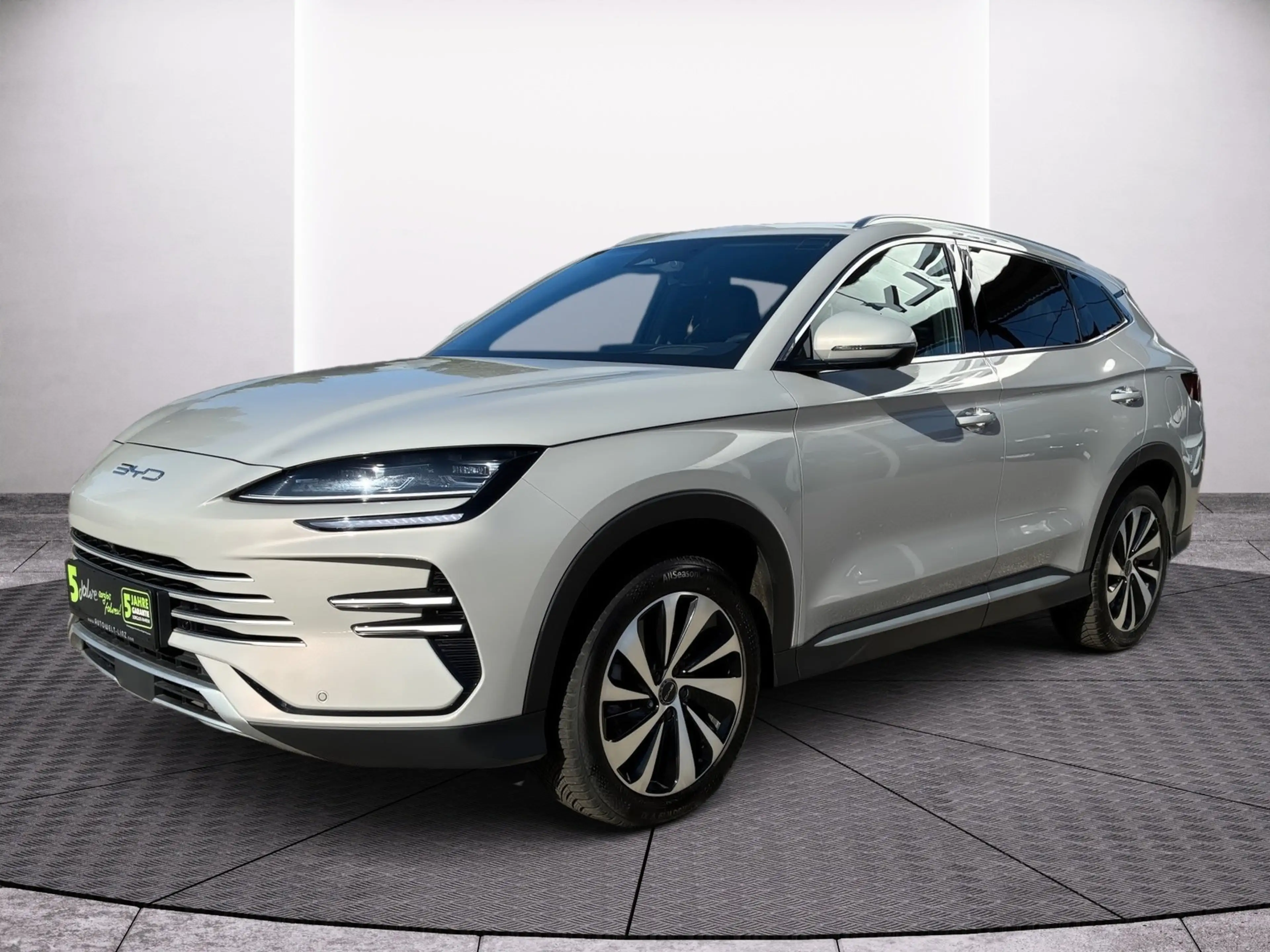 BYD Seal U 1.5 DM-i PHEV W Design LED+SHZ+2xKlima+LM — photo 3