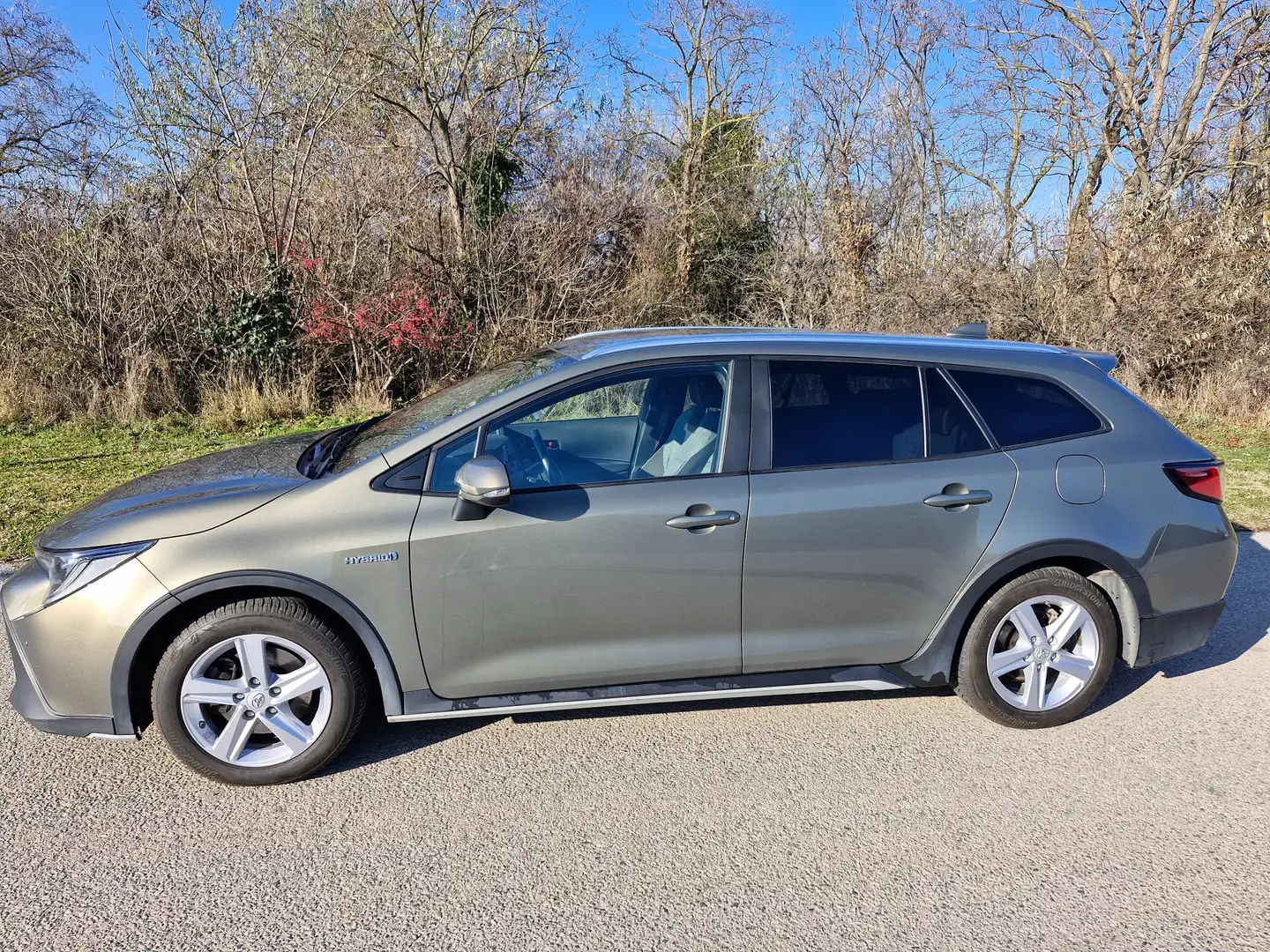 Toyota Corolla Trek 2,0 Hybrid Aut. - 1