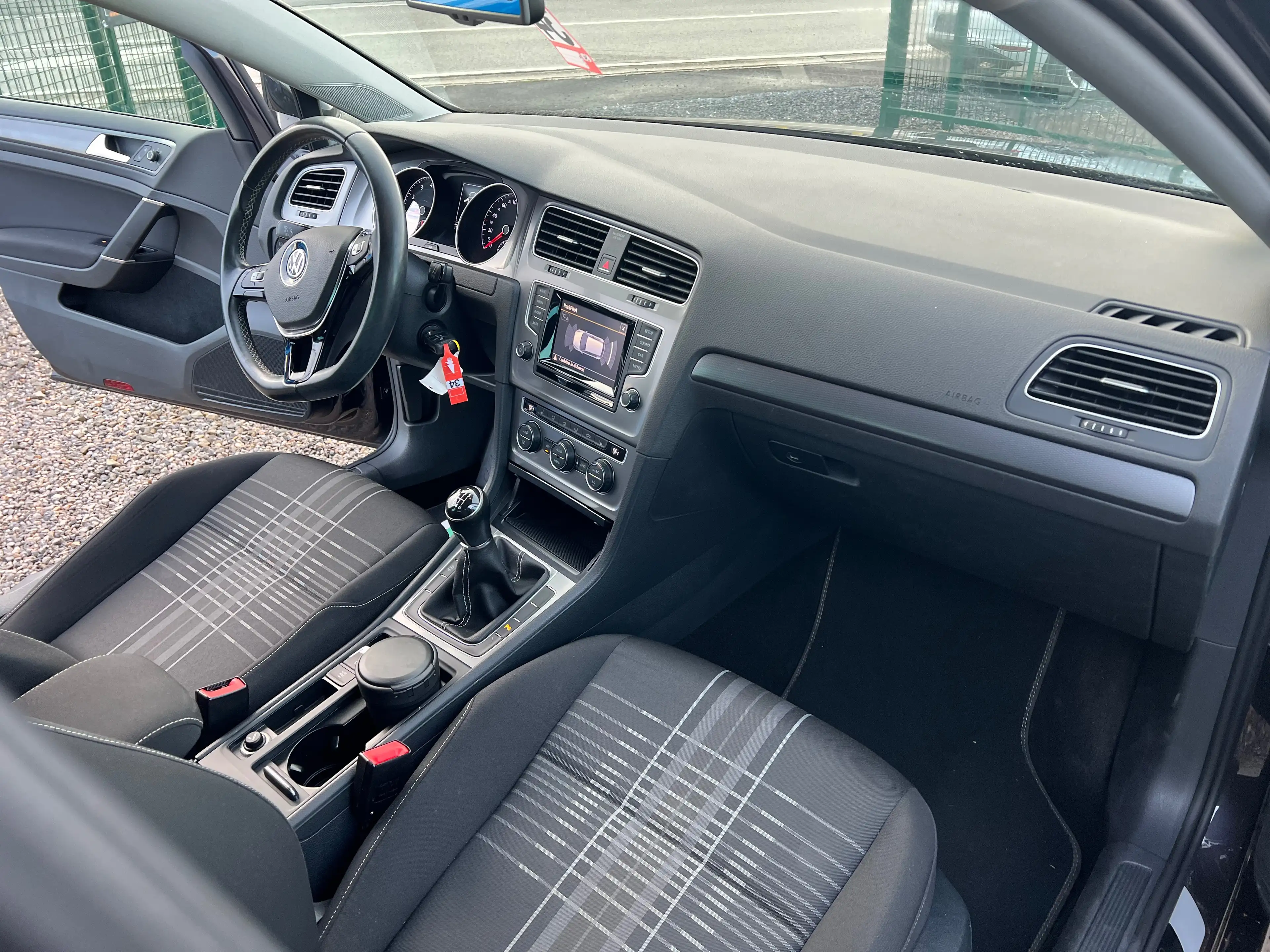 Volkswagen Golf - Lounge — photo 6