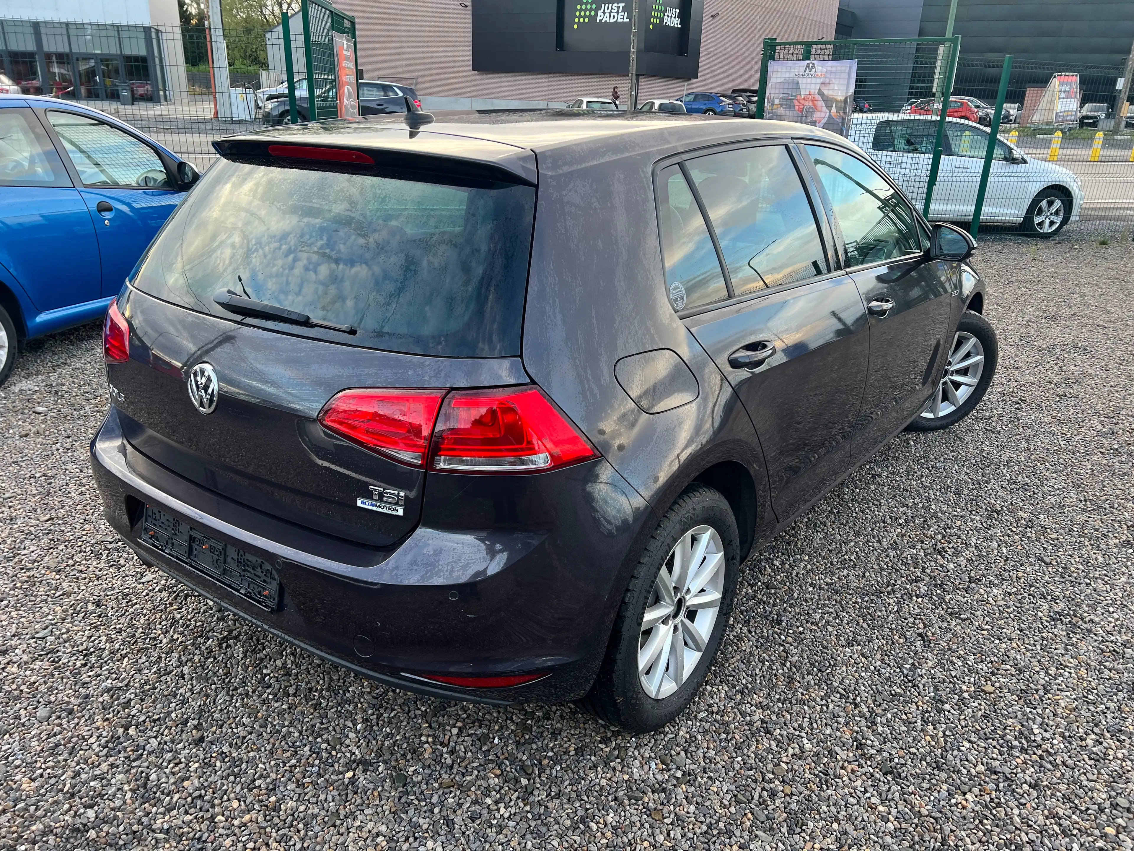 Volkswagen Golf - Lounge — photo 5