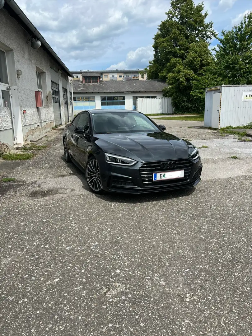 Audi A5 A5 Coupé 2,0 TFSI S-Line Grau - 2