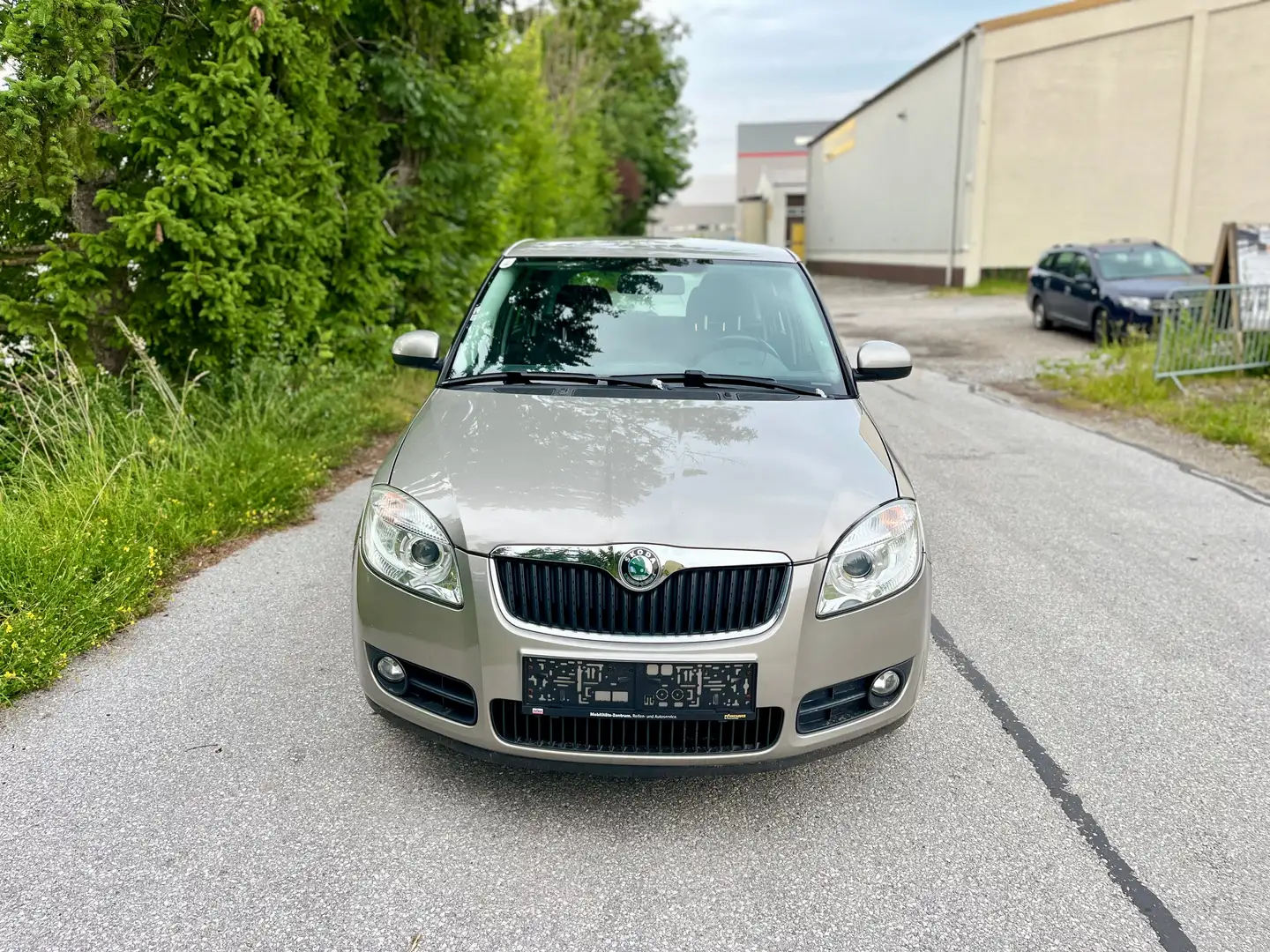 Skoda Fabia Top Clever 1,6 neues Pickerl Beige - 2
