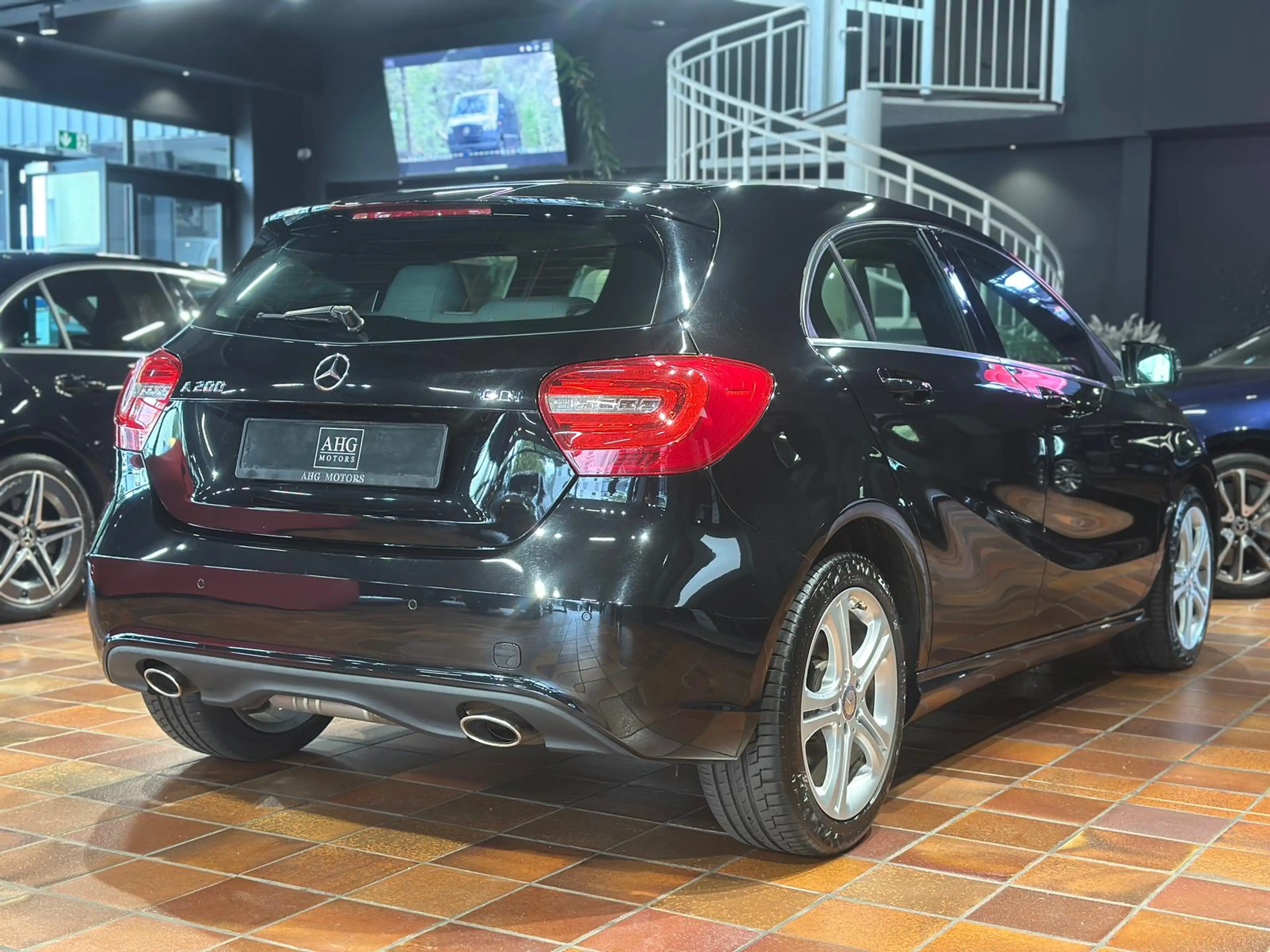 Mercedes-Benz A 200 A 200 d URBAN PANORAMA NAVI SPORTSITZE XENON 1HD — photo 10