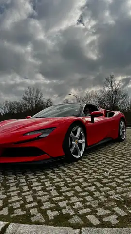 Ferrari SF90 Stradale