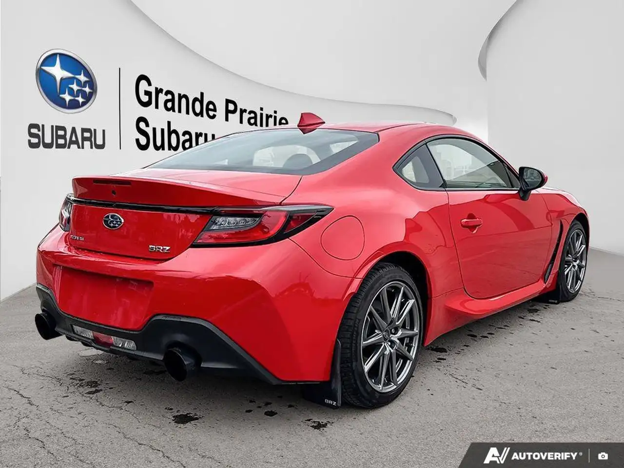 Subaru BRZ снимка Subaru BRZ