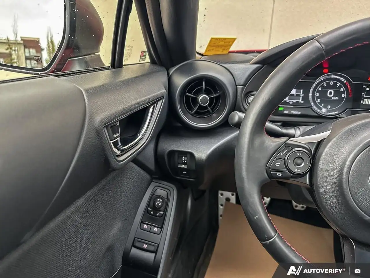 Subaru BRZ снимка Subaru BRZ