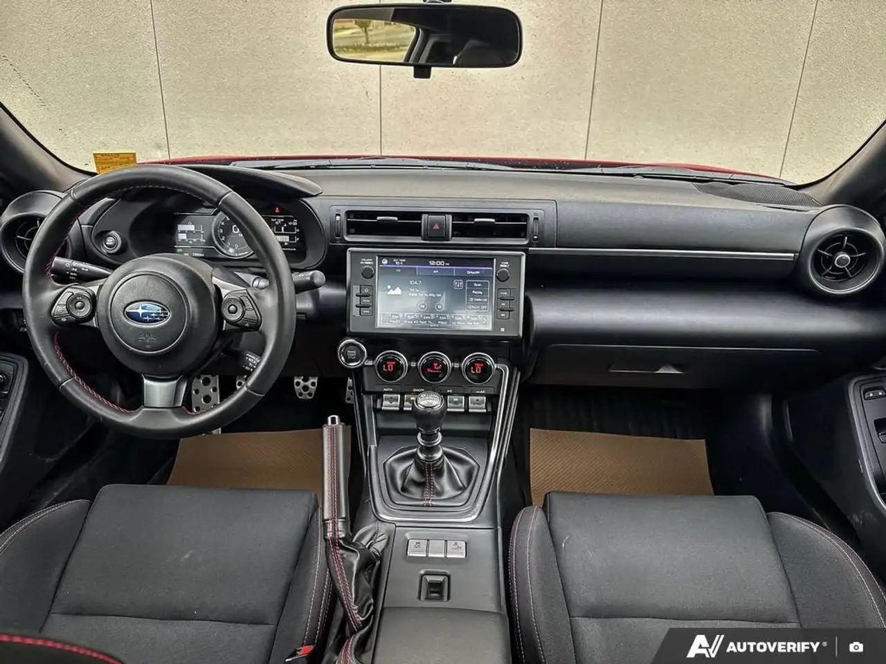 Subaru BRZ снимка Subaru BRZ