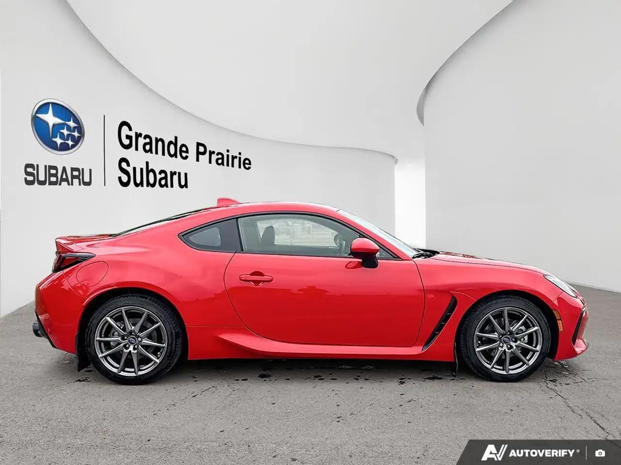 Subaru BRZ снимка Subaru BRZ
