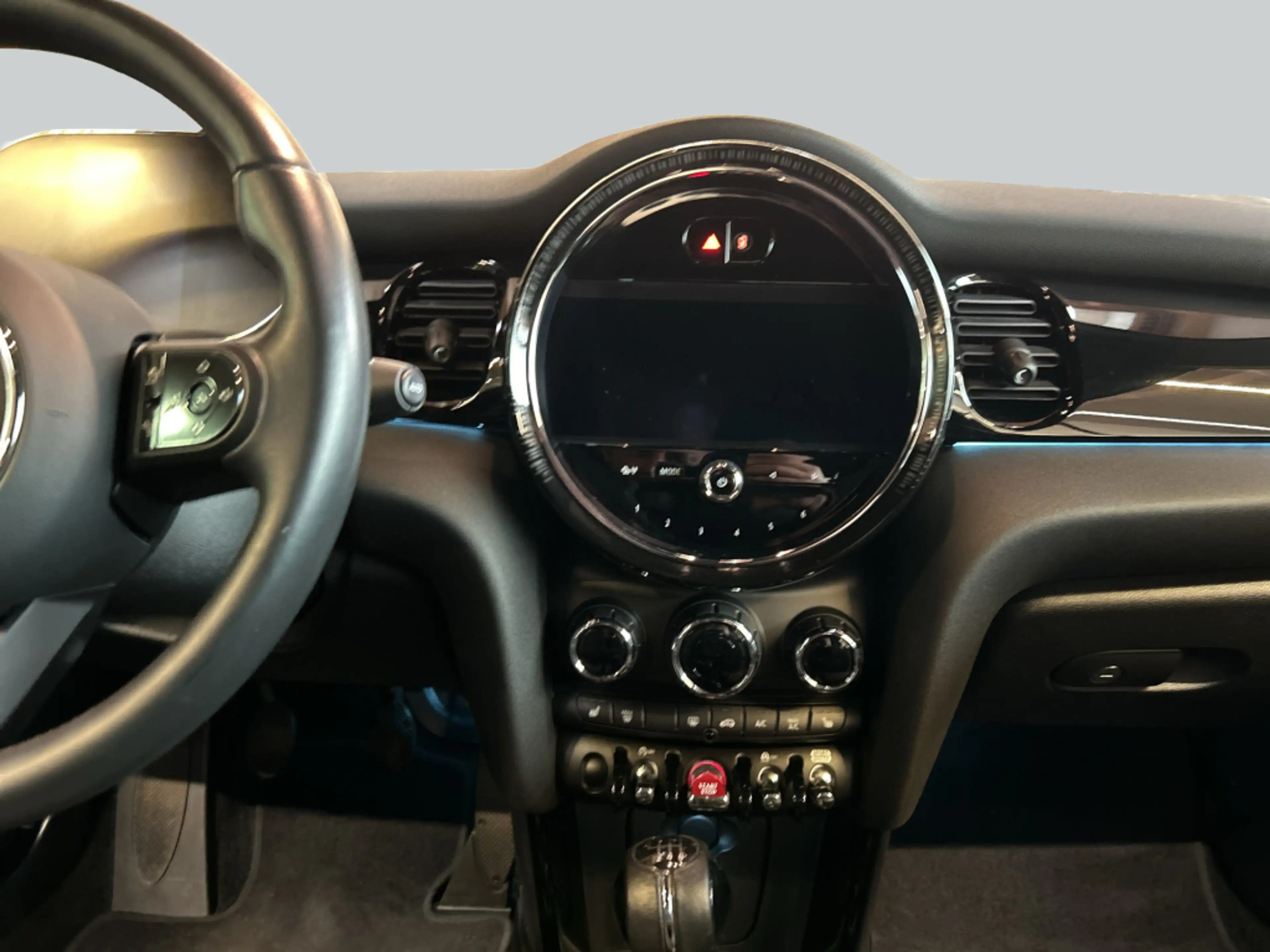 MINI Cooper Cabrio Cooper Cabrio Essential Trim, SHZ, PDC, LED — photo 14