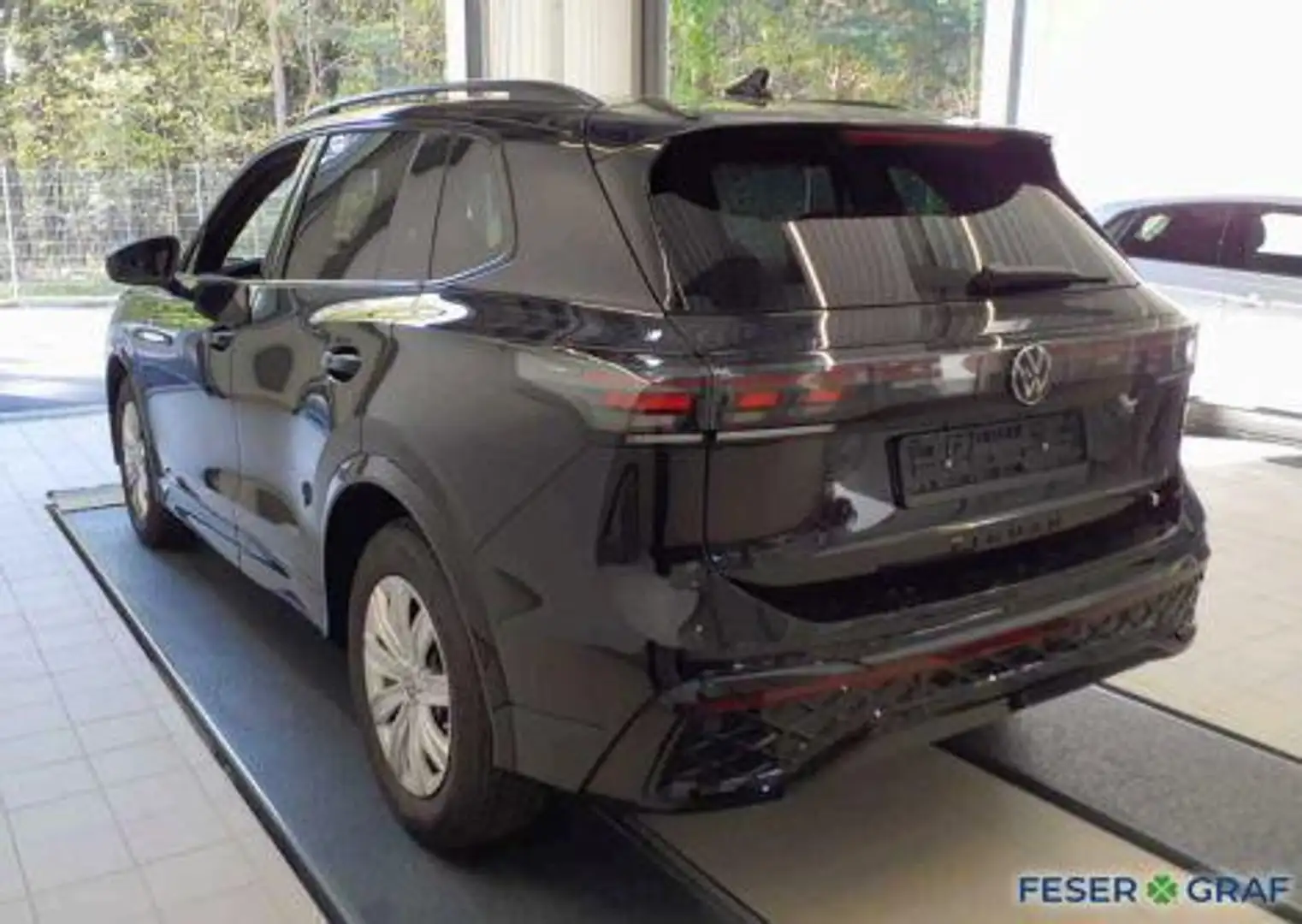 Volkswagen Tiguan R-Line 1.5 eTSI DSG Navi BlackStyle IQ-Drive Schwarz - 2