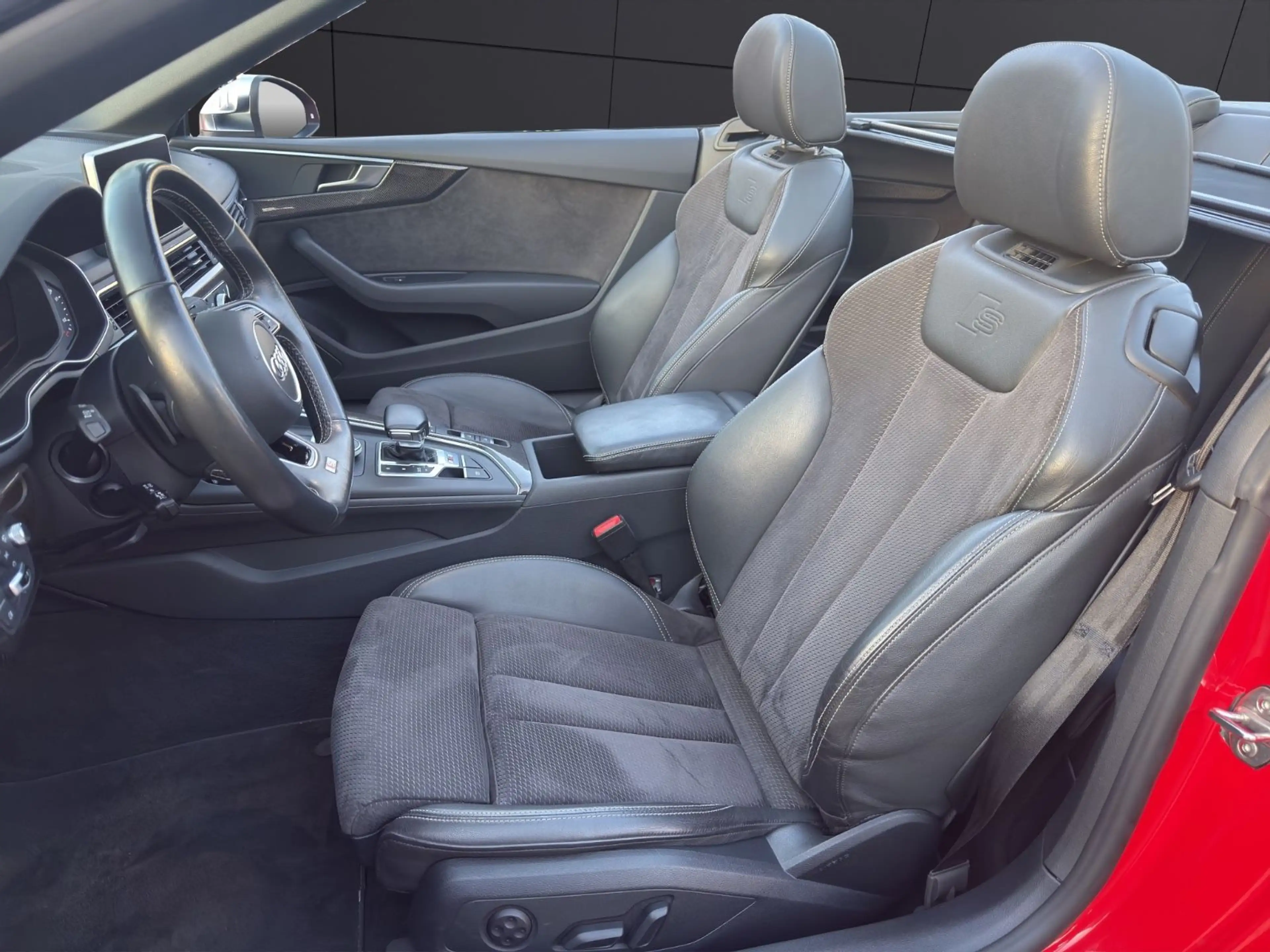 Audi S5 Cabriolet 3.0 TFSI quattro — photo 9