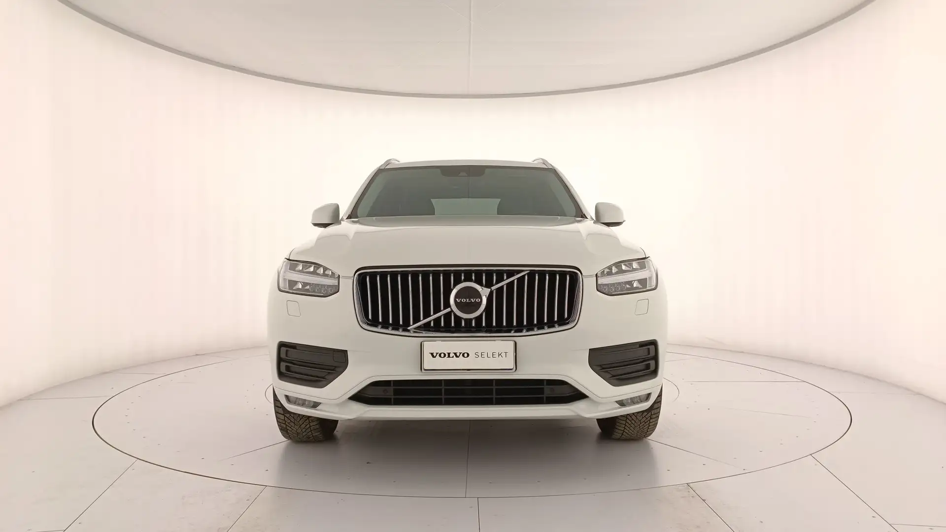 Volvo XC90 2.0 b5 Momentum Pro awd 7p.ti geartronic Bianco - 2