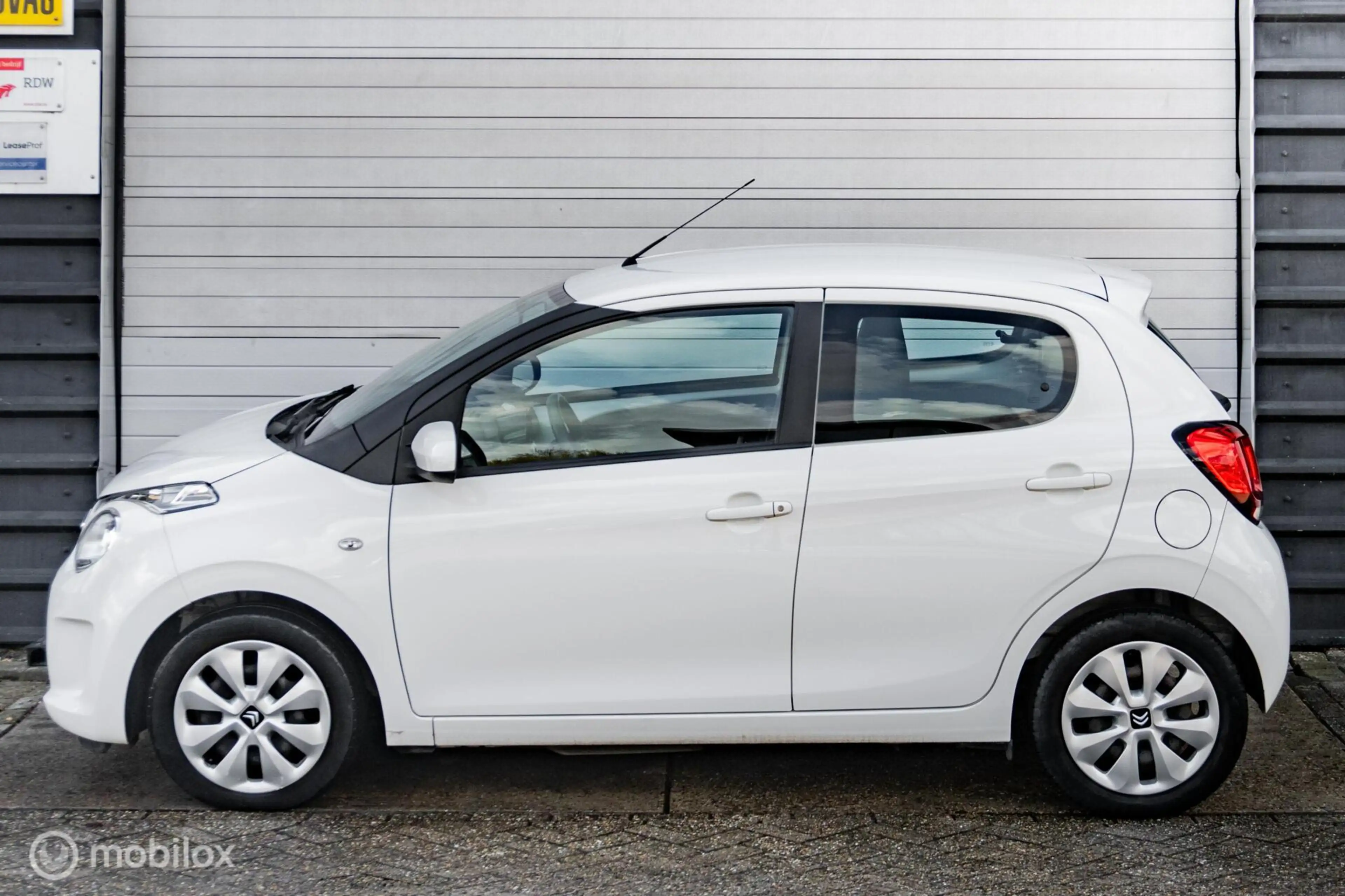 Citroen C1 1.0 VTi Shine |Stoelverwarming|Camera|Carplay — photo 5