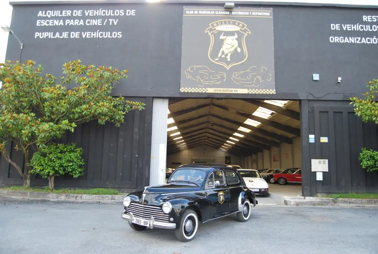 Peugeot 203 C Sedán, foto 2
