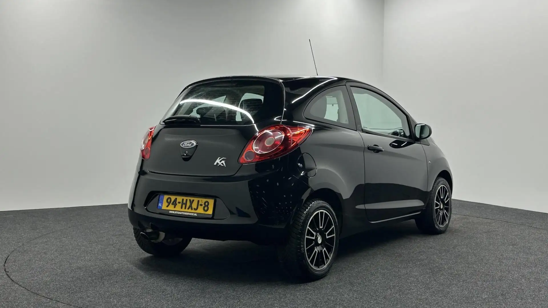 Ford Ka/Ka+ 1.2 Titanium AIRCO LM 114000 KM. Negro - 2