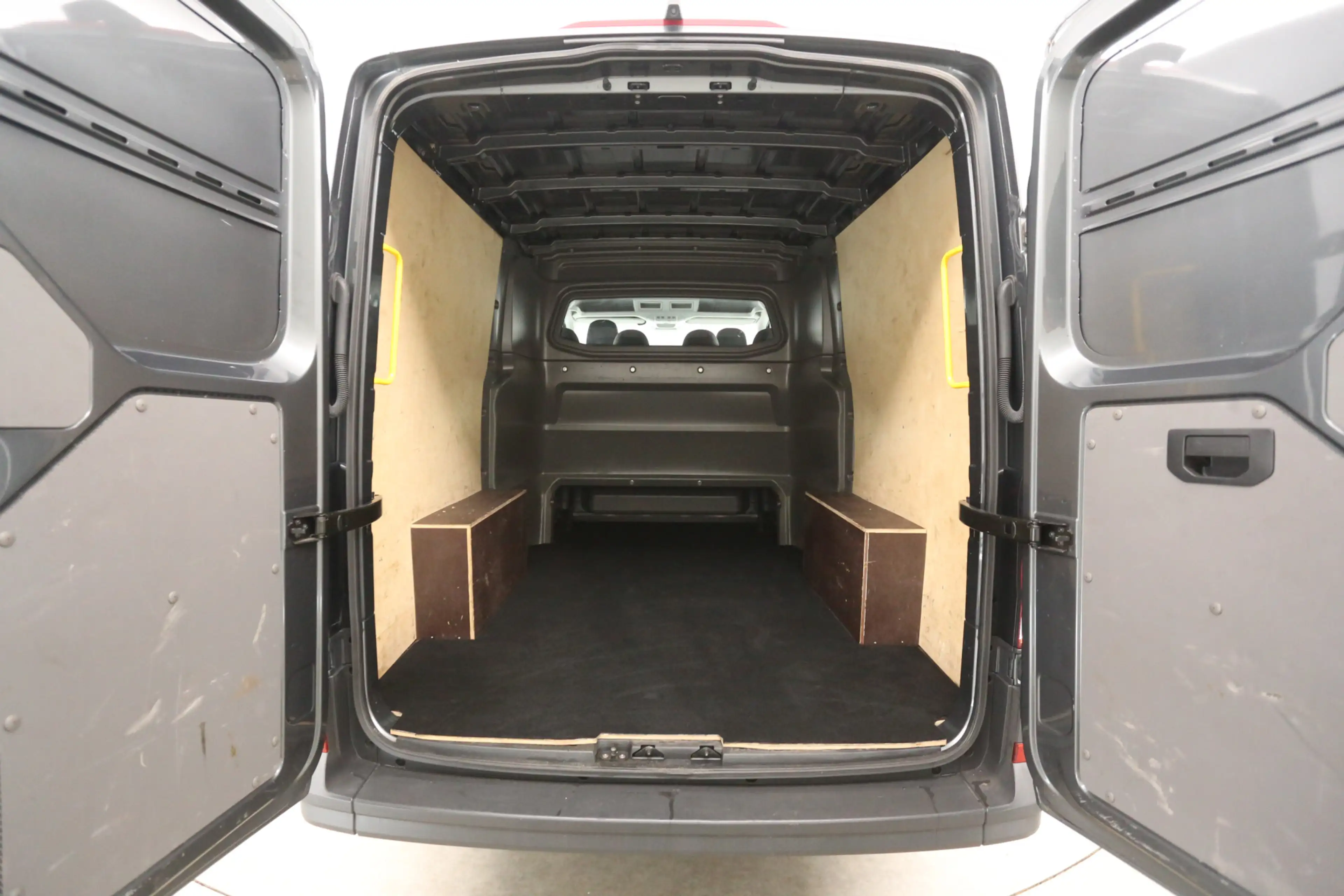 Volkswagen Crafter 2.0 TDI 140PK L3H2 | DC | 6 Zits | Airco | Camera — photo 4
