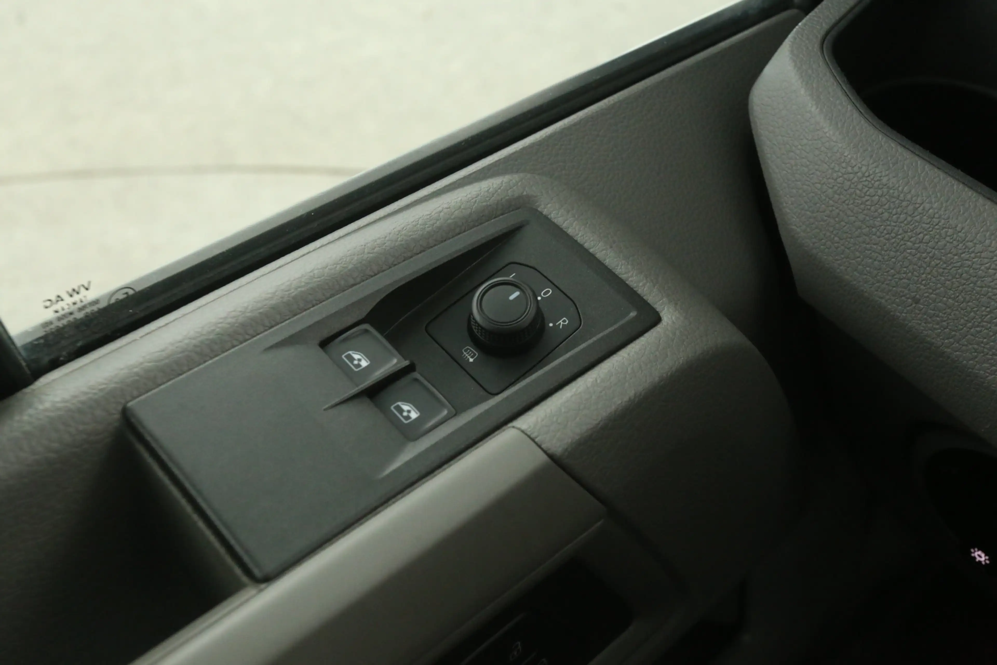 Volkswagen Crafter 2.0 TDI 140PK L3H2 | DC | 6 Zits | Airco | Camera — photo 20