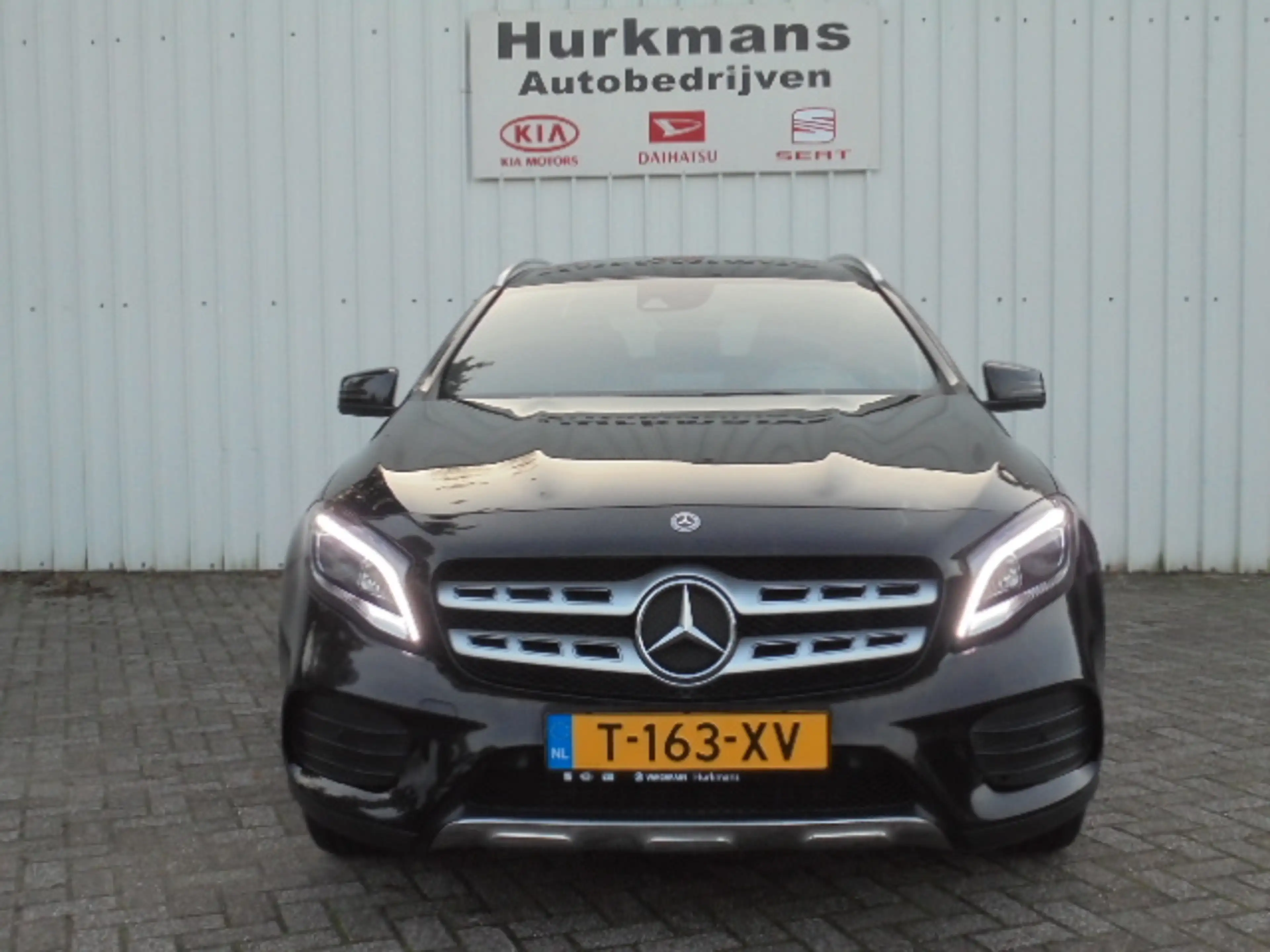 Mercedes-Benz GLA 180 AUTOMAAT BUSINESS AMG PACK 84.479 KM !! — photo 2