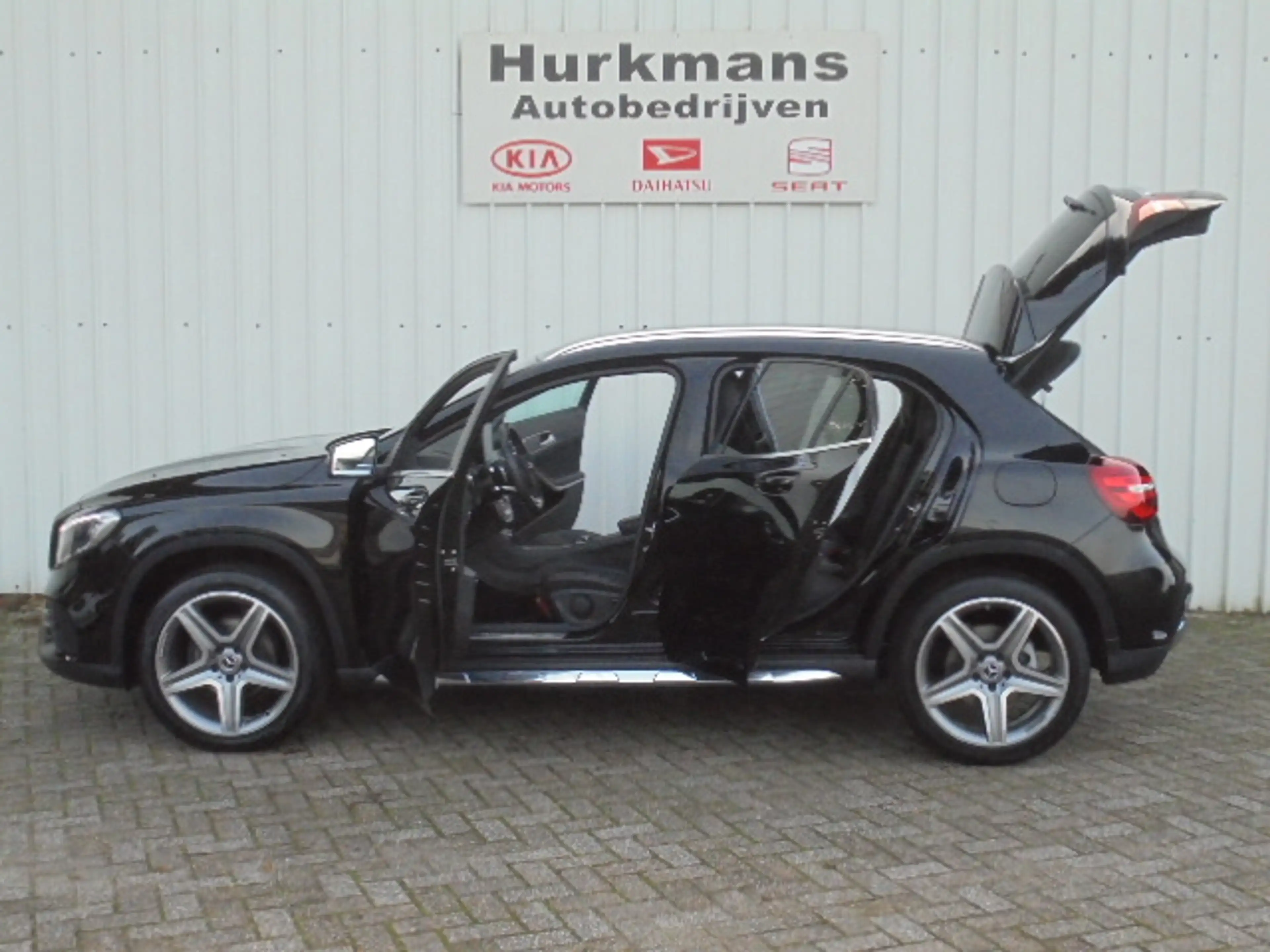 Mercedes-Benz GLA 180 AUTOMAAT BUSINESS AMG PACK 84.479 KM !! — photo 5