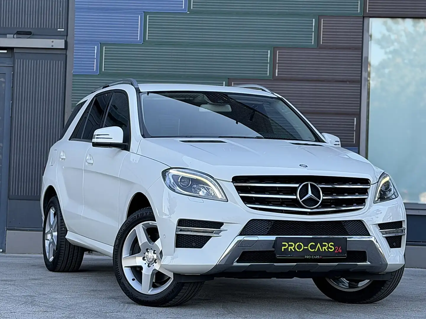 Mercedes-Benz ML 350 BlueTEC 4MATIC Aut. DPF Weiß - 1