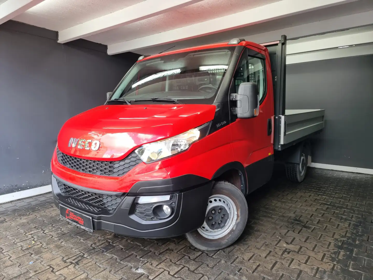 Iveco Daily 35 S13, PRITSCHE, 3 SITZER, KLIMA, 68 TKM Rot - 1