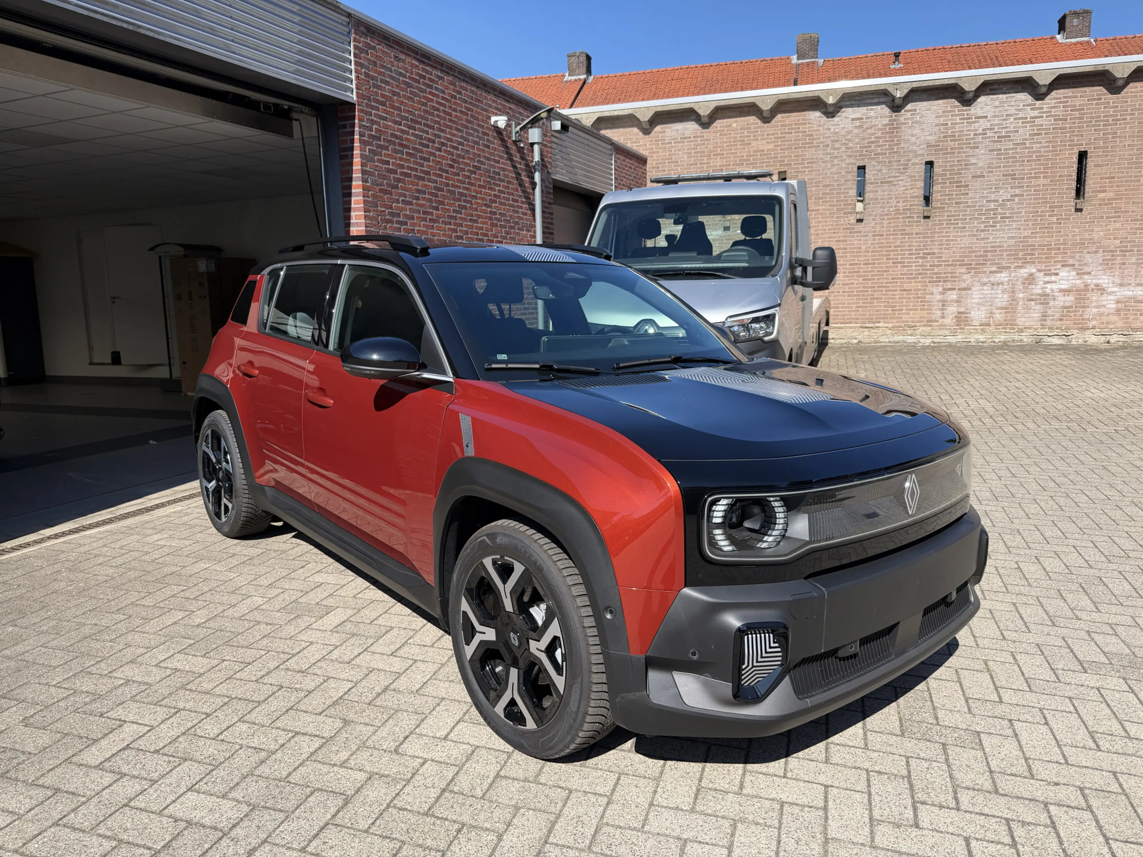 Renault R 4 comfort range techno 52 kWh full option — photo 2