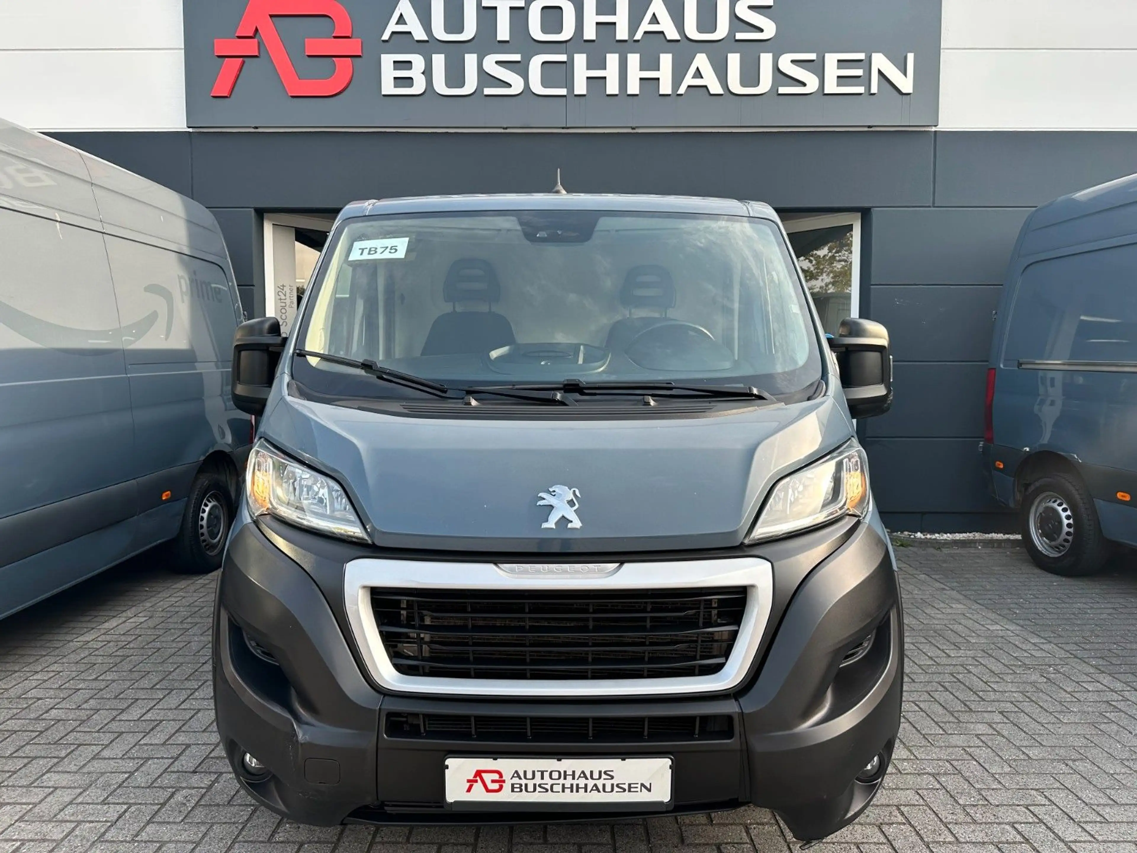 Peugeot Boxer Kasten 328 2.2BlueHDi 120 Pro*TÜV&Insp.NEU — photo 2