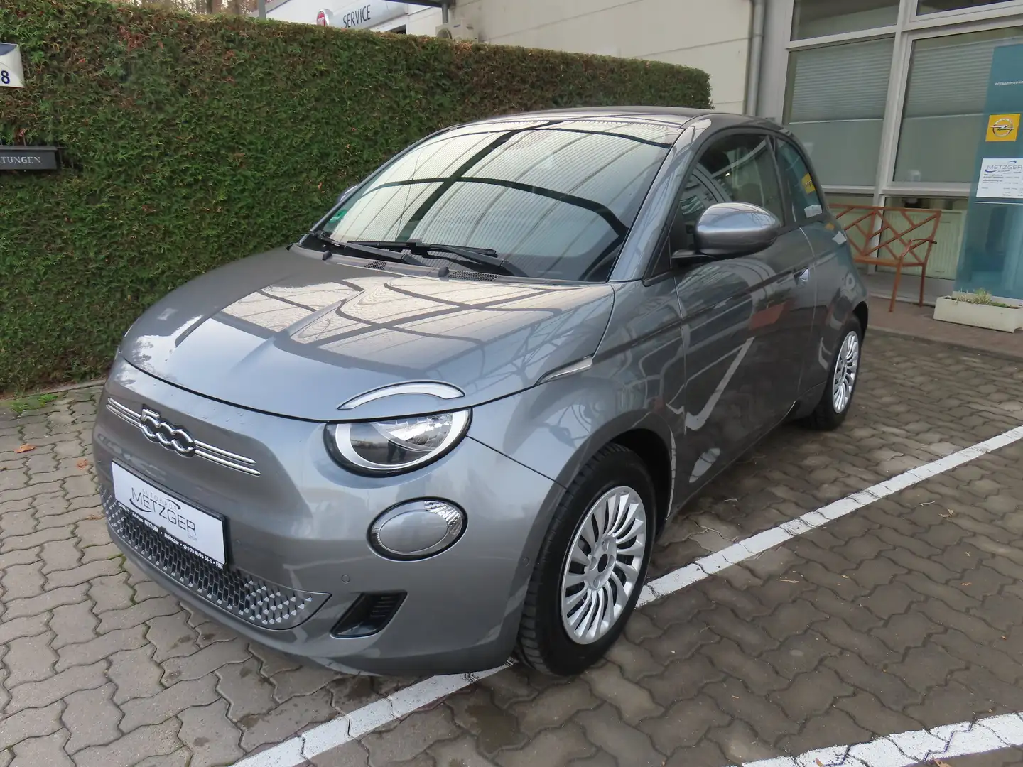 Fiat 500e Base 42kWh *Sitzheizung+PDC V/H+Kamera H* Grau - 1