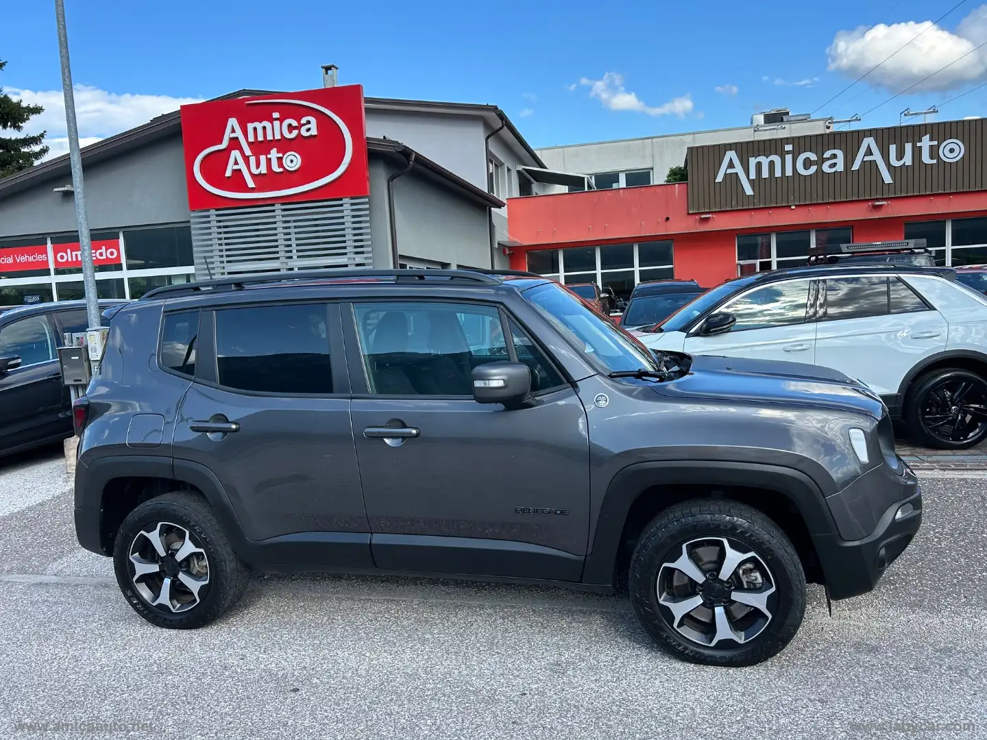 Jeep Renegade 1.3 T4 PHEV 4xe Trailhawk IBRIDA 4X4 Grau - 1