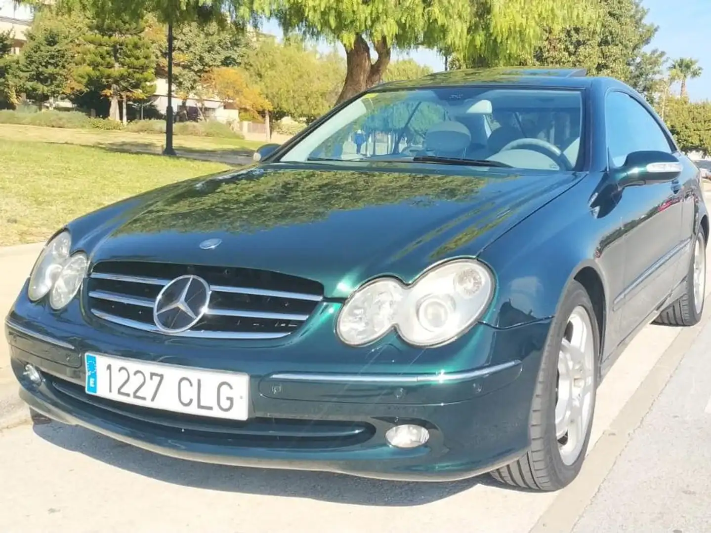 Mercedes-Benz CLK 500 Clk 500 clasico, coupe , 2 puertas  , sun roof Zelená - 2