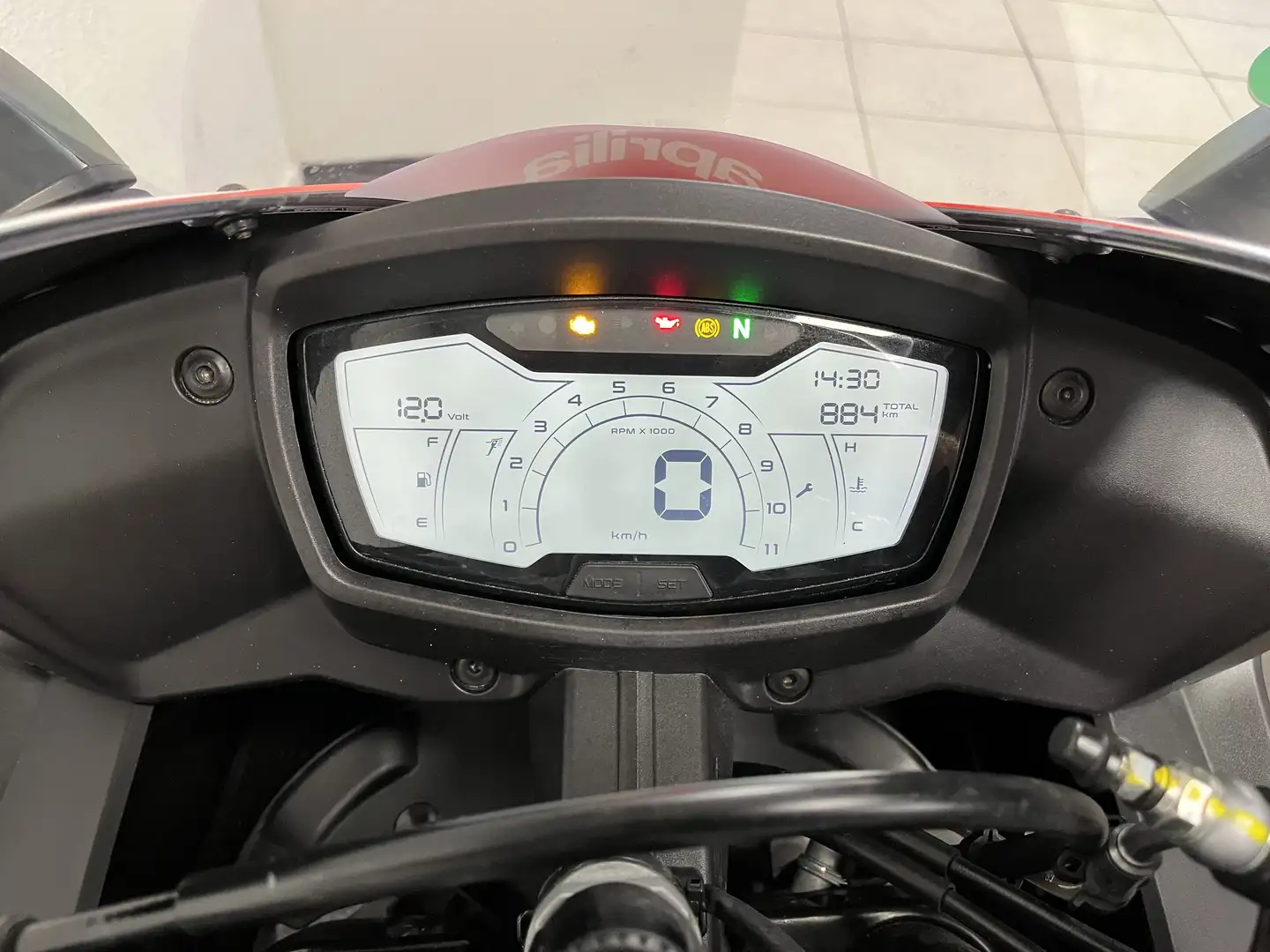 Aprilia RS 125 Nero - 2