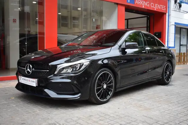 Mercedes-Benz CLA 200 AMG Line