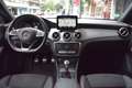 Mercedes-Benz CLA 200 AMG Line Zwart - thumbnail 40