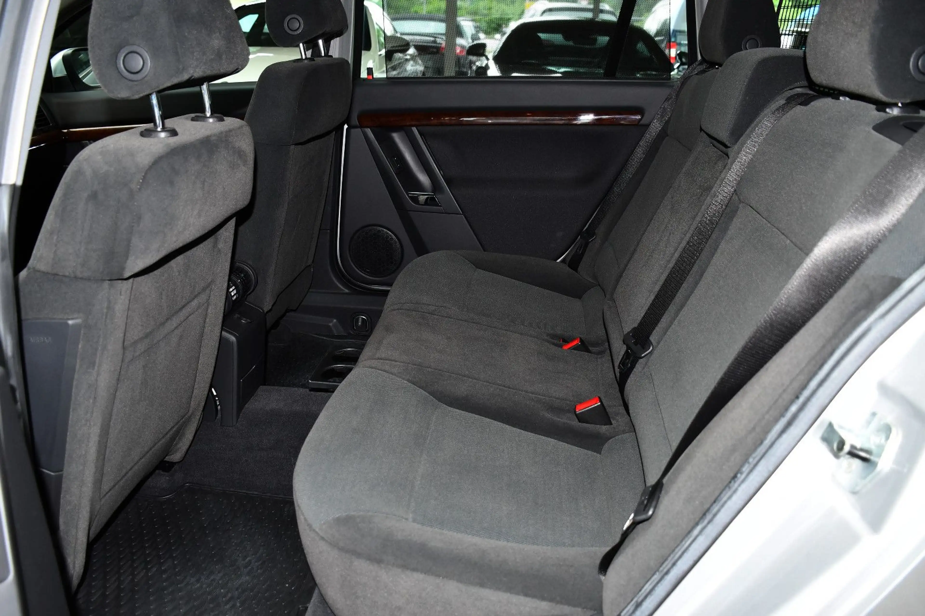 Opel Vectra Caravan 2.2 Elegance Automatik 1.Hand — photo 12