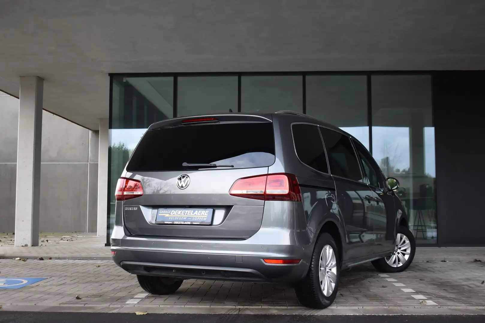 Volkswagen Sharan TDI DSG Highline *7 Zits*Pano Dak*Navi*Camera*Do - 2