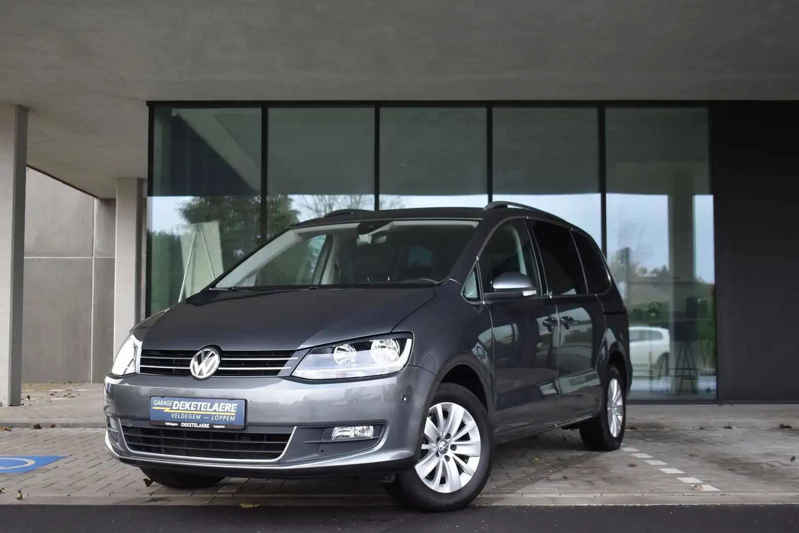 Volkswagen Sharan TDI DSG Highline *7 Zits*Pano Dak*Navi*Camera*Do - 1