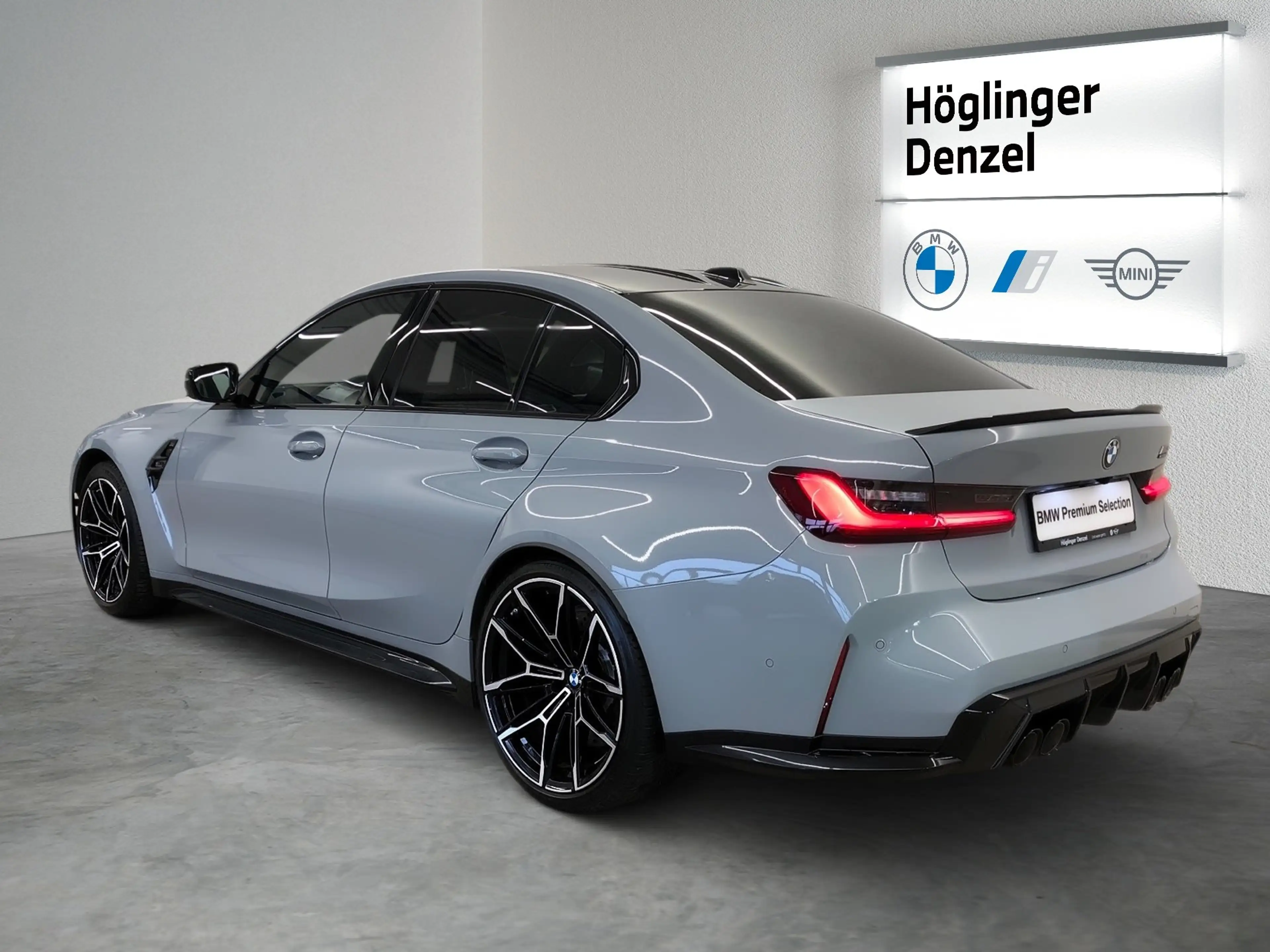 BMW M3 Competition M xDrive — photo 7