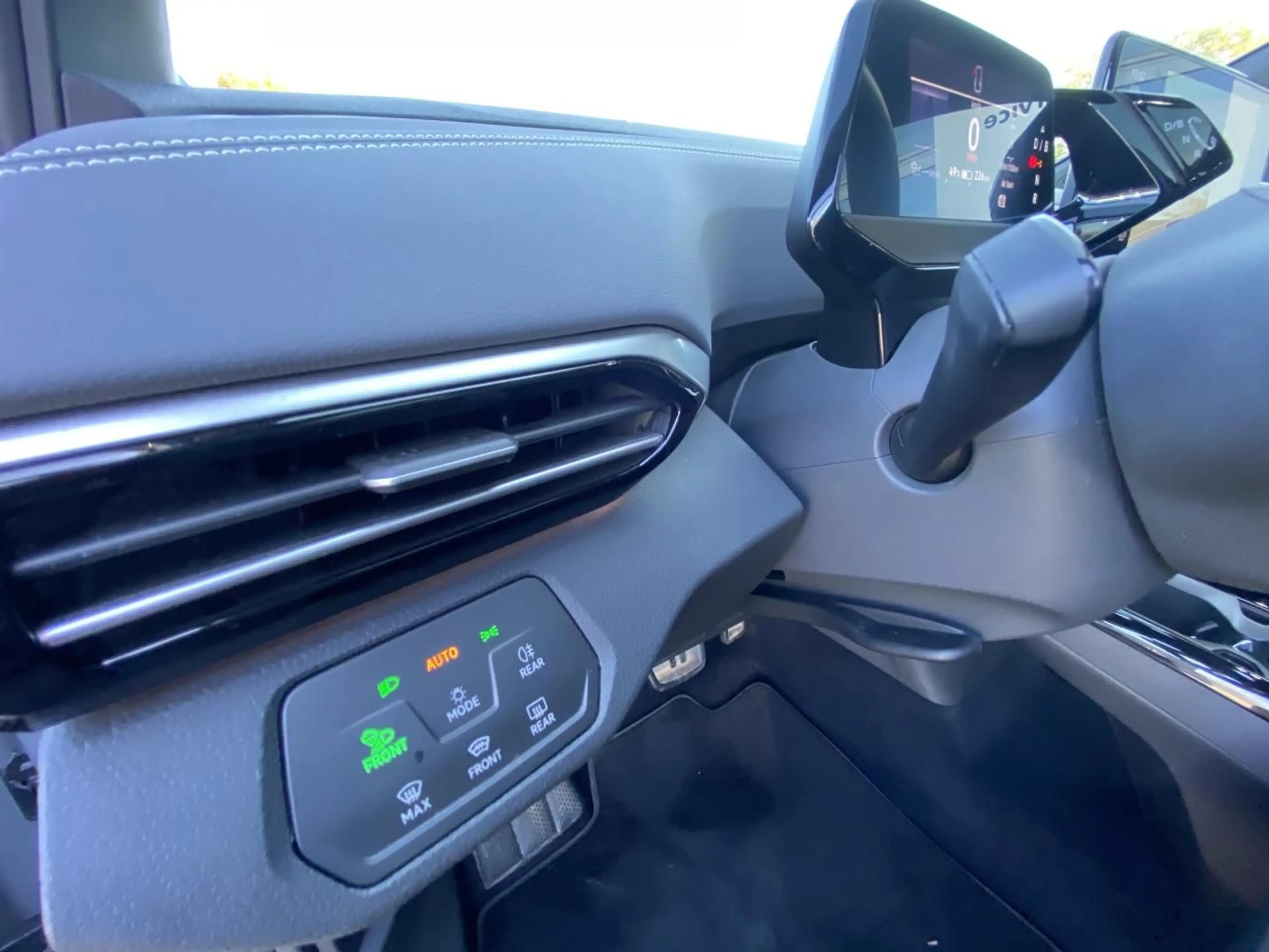 Volkswagen ID.4 Pro Performance WÄRMEPUMPE+AHK+PANORAMA+21 — photo 11